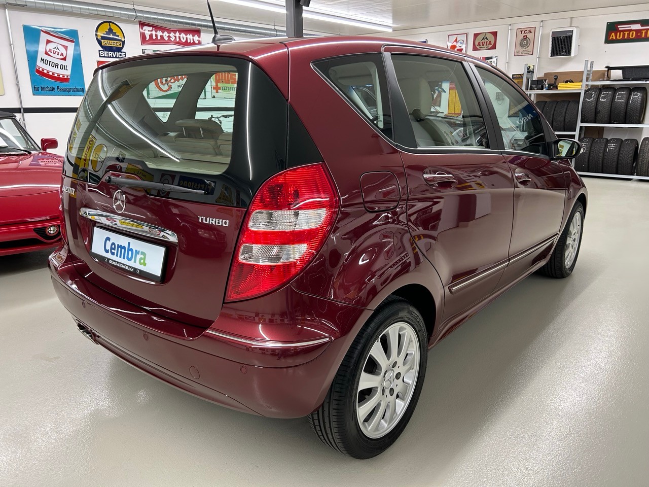 MERCEDES-BENZ A 200 T Elégance-image-3