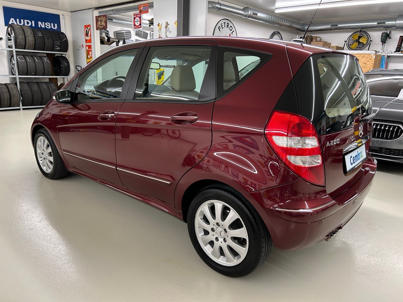 MERCEDES-BENZ A 200 T Elégance-image-2
