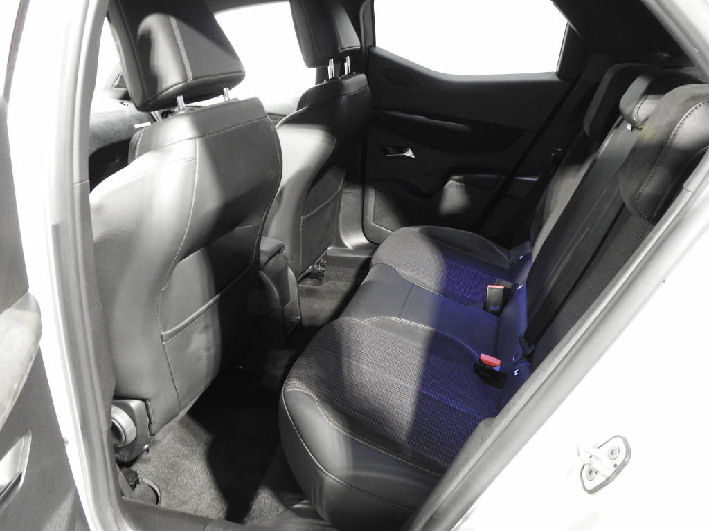 DS AUTOMOBILES DS3 Crossback 1.2 PureTech 155 Performan-image-8