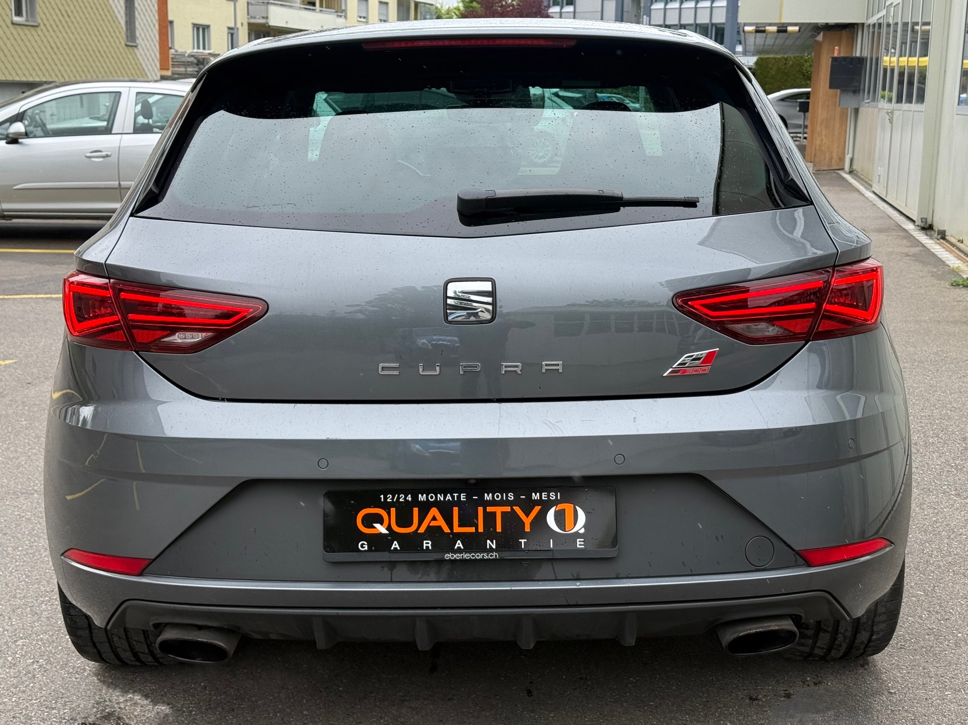 SEAT Leon 2.0 TSI Cupra 300 DSG-image-4