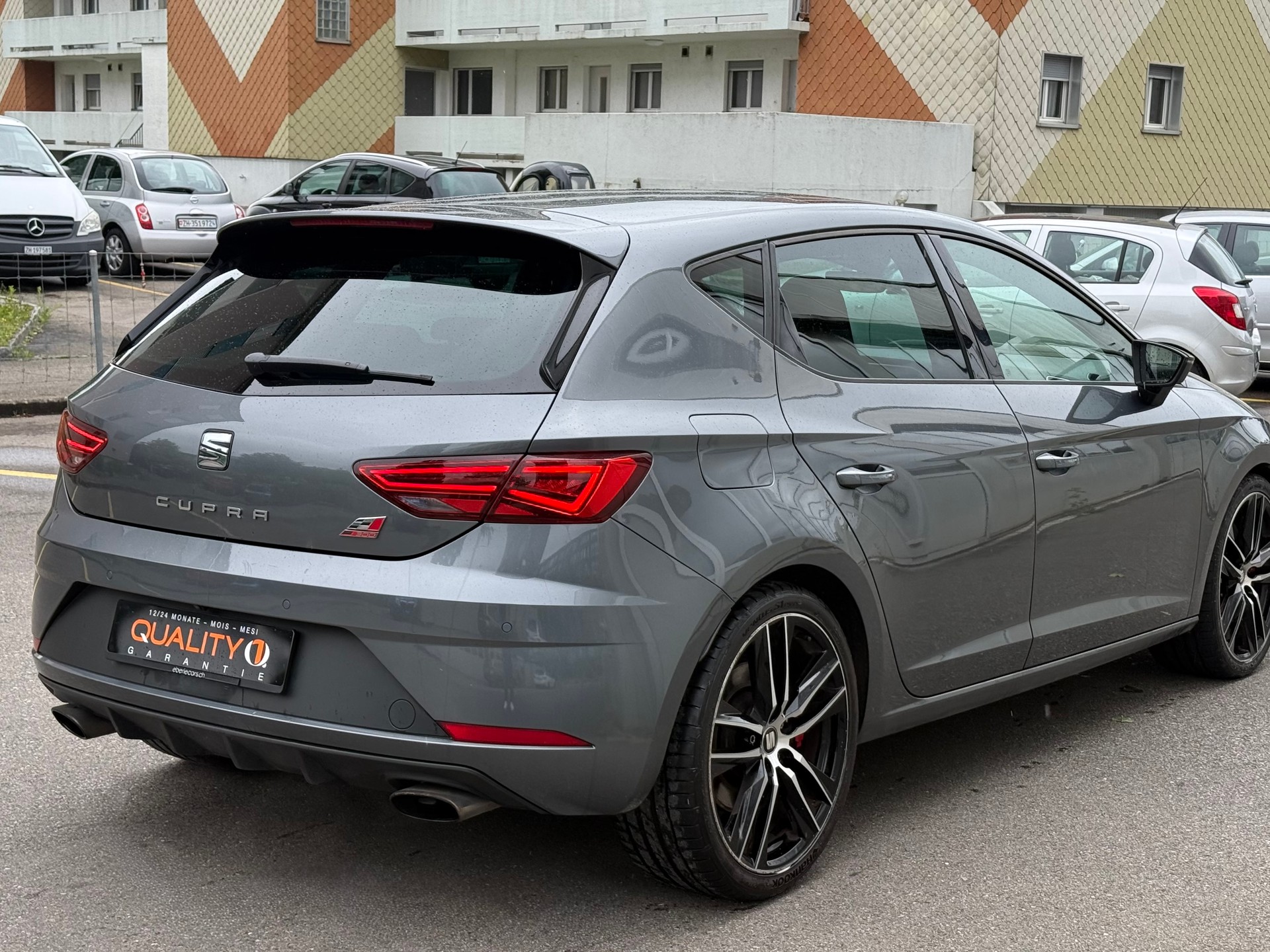 SEAT Leon 2.0 TSI Cupra 300 DSG-image-5