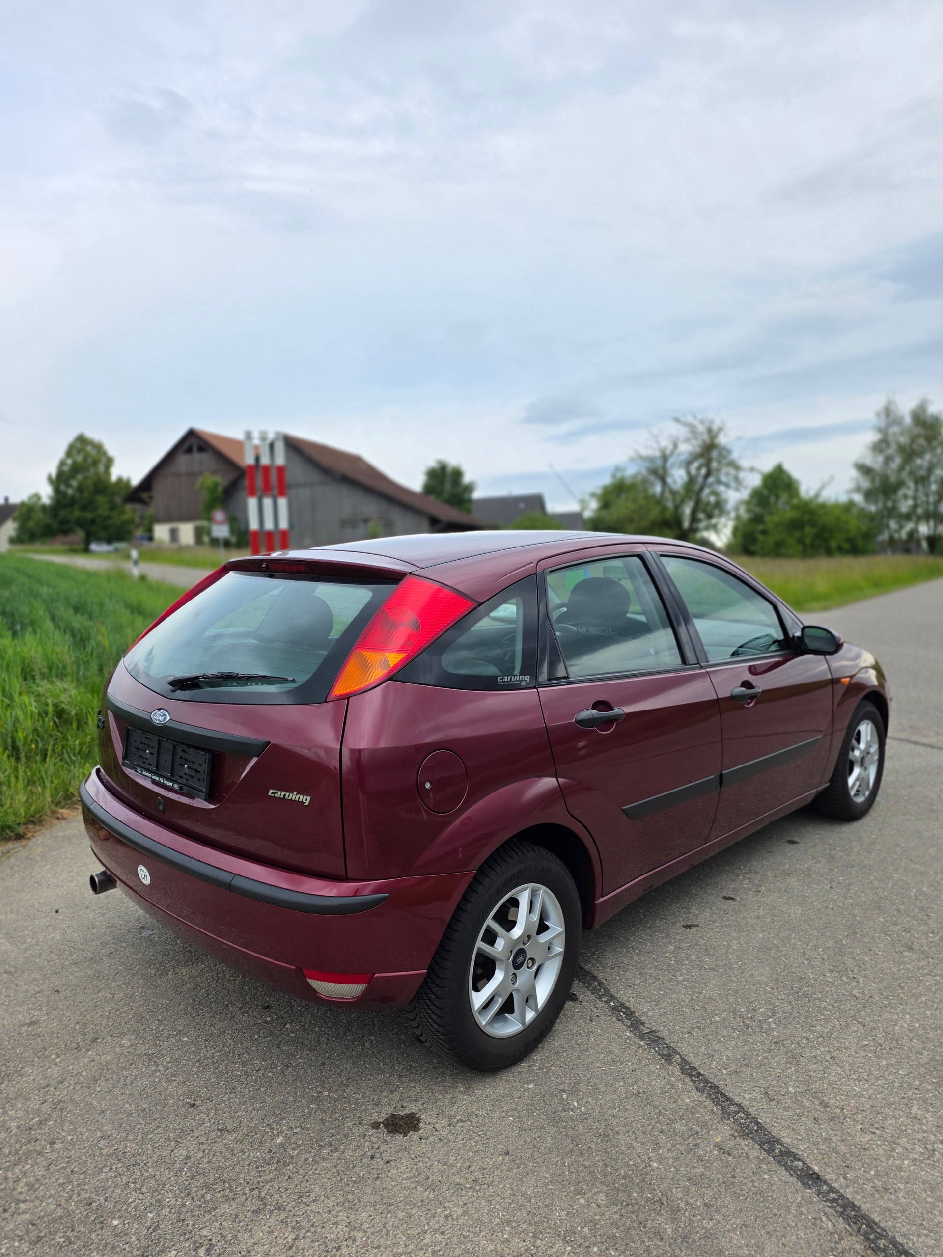 FORD Focus 1.6i 16V Champion-image-3