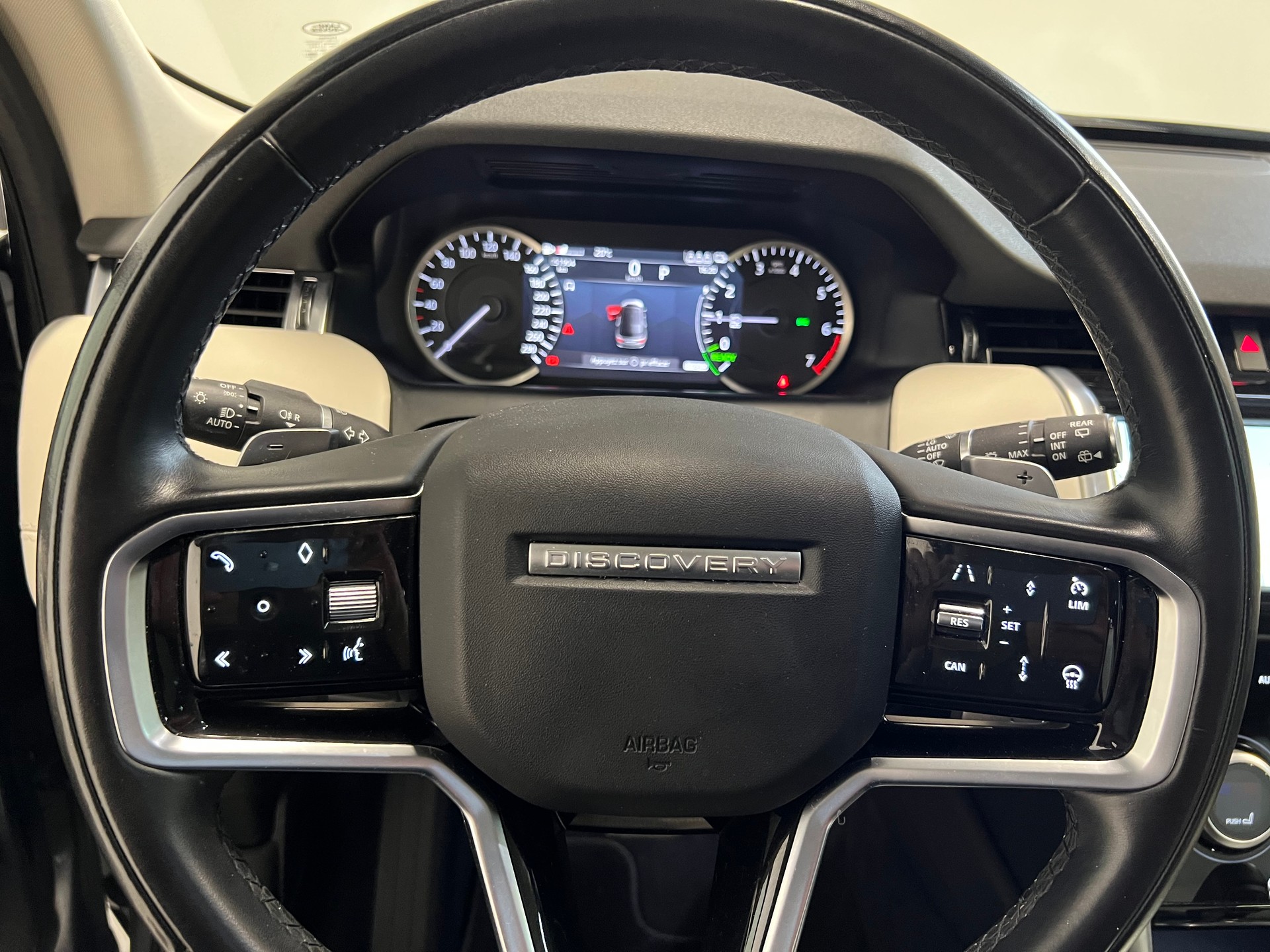 LAND ROVER Discovery Sport 1.5 T 300e R-Dynamic HSE-image-3