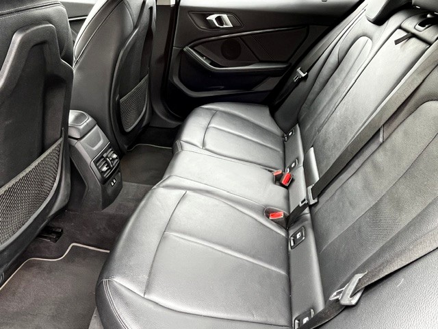 BMW 118i Steptronic Sport Line-image-9
