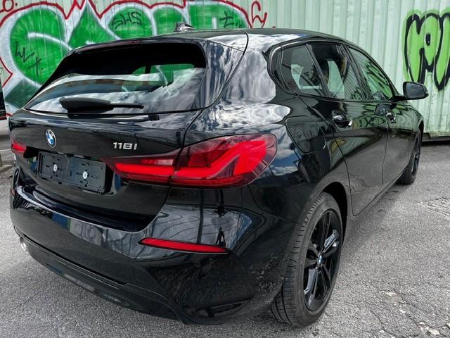 BMW 118i Steptronic Sport Line-image-5
