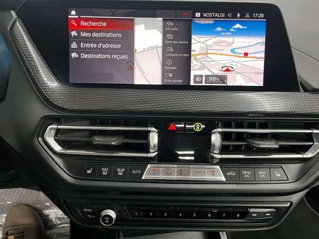 BMW 118i Steptronic Sport Line-image-12