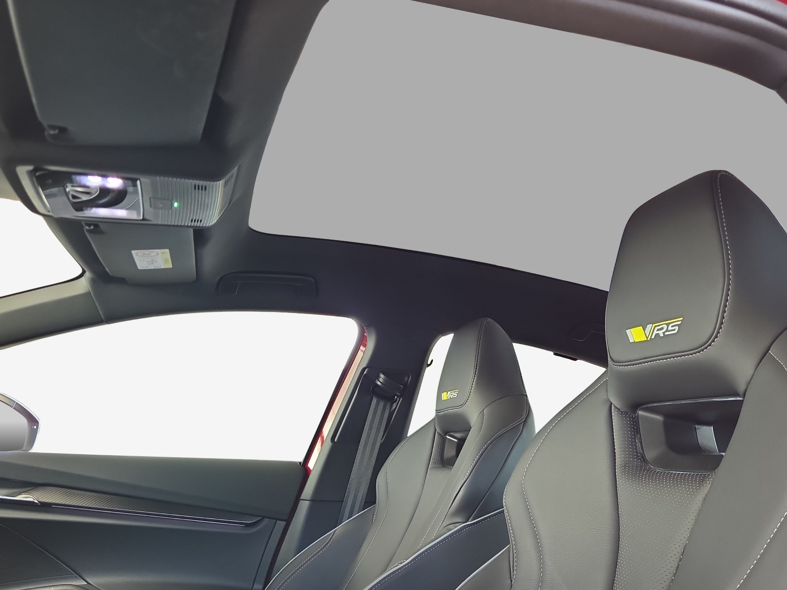 SKODA Enyaq Coupé RS 4x4-image-15