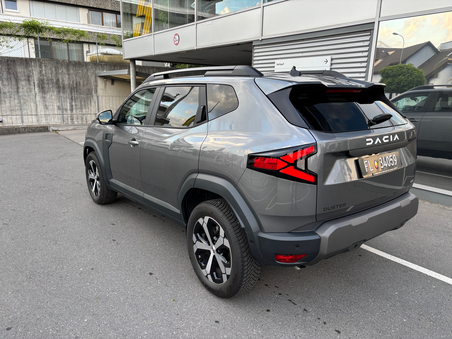 DACIA Duster TCe 130 48V Journey 4x4-image-1
