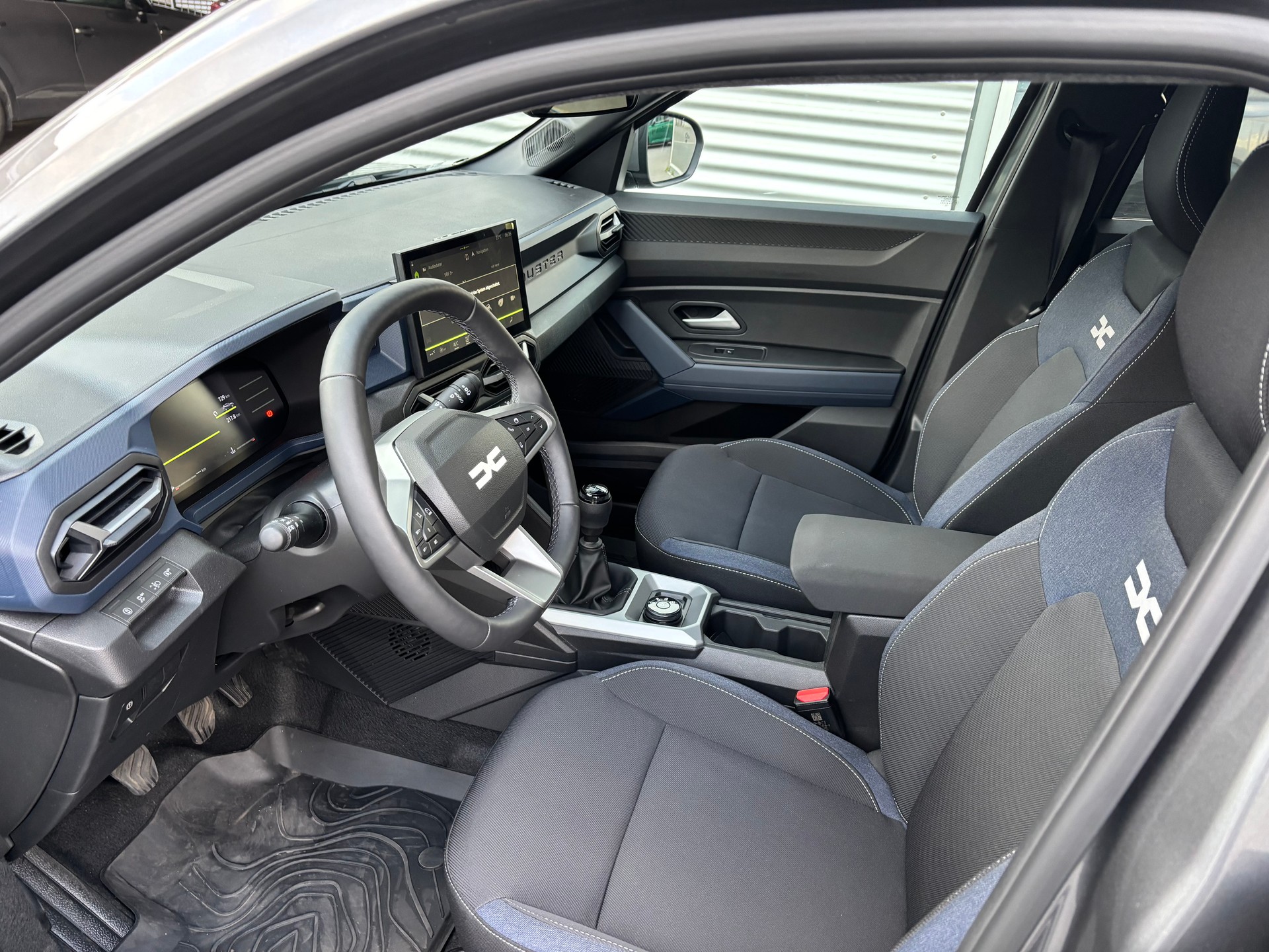 DACIA Duster TCe 130 48V Journey 4x4-image-6