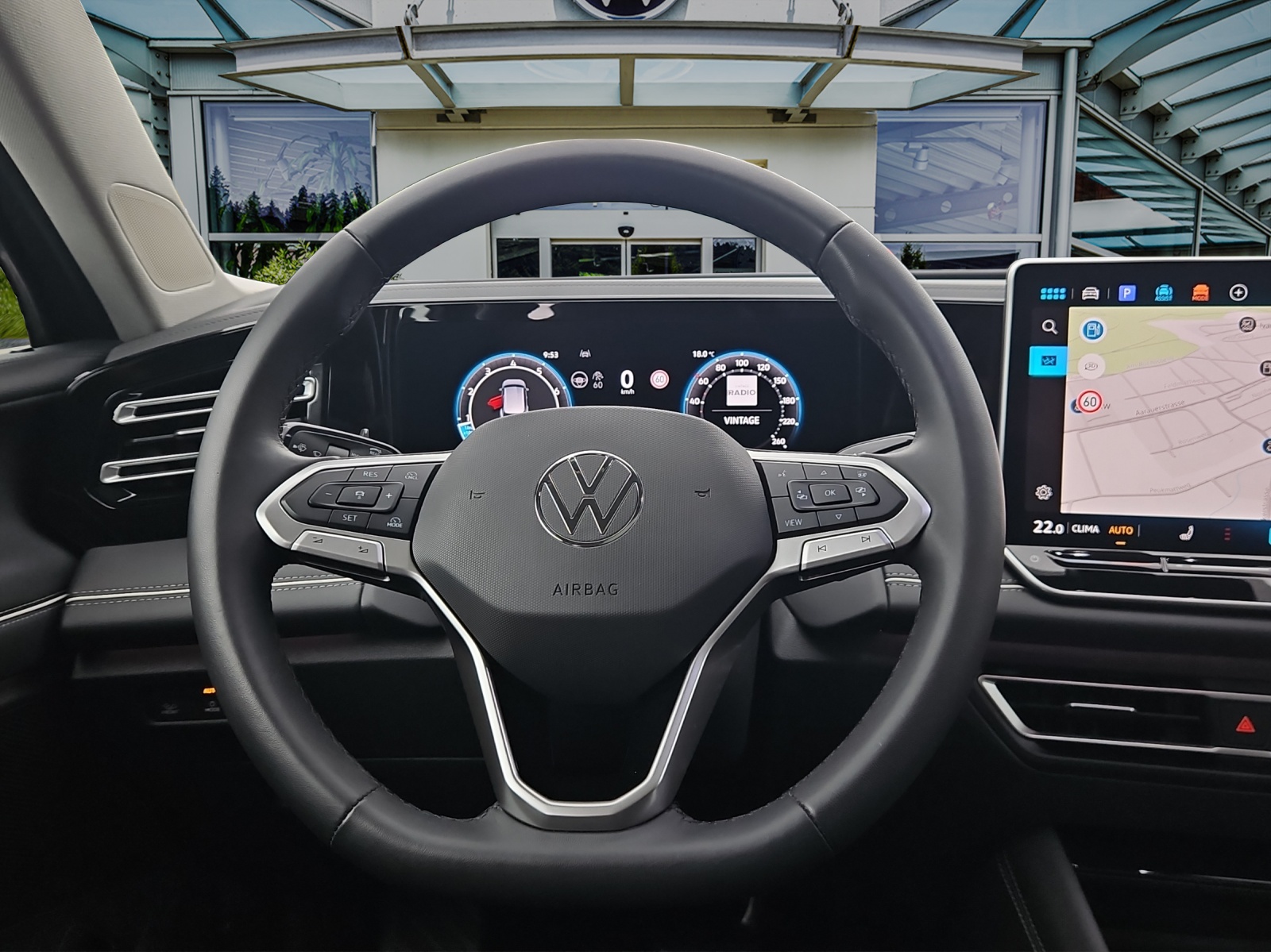 VW Tiguan 2.0 TSI DSG Elegance 4Motion-image-11