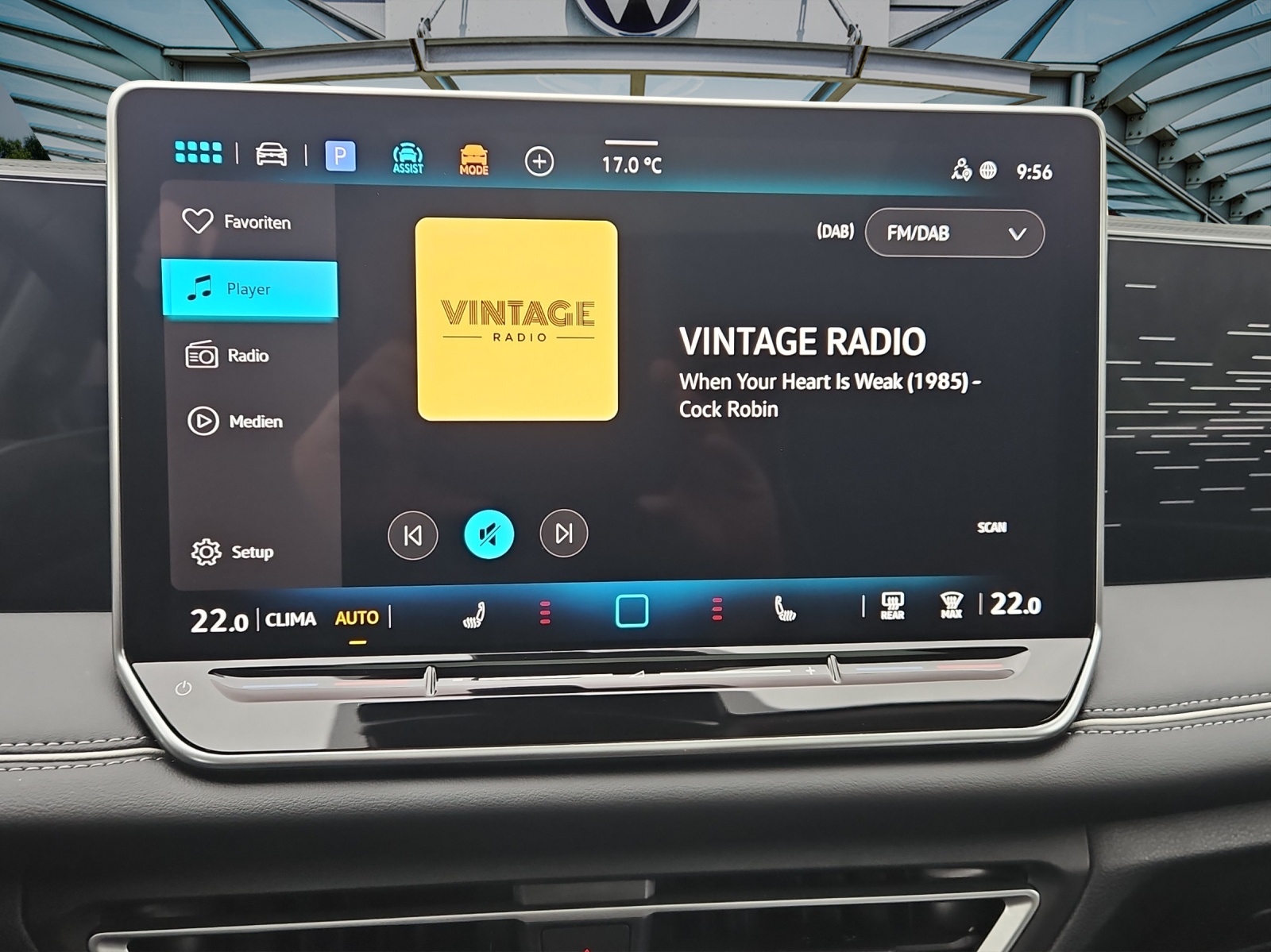 VW Tiguan 2.0 TSI DSG Elegance 4Motion-image-17