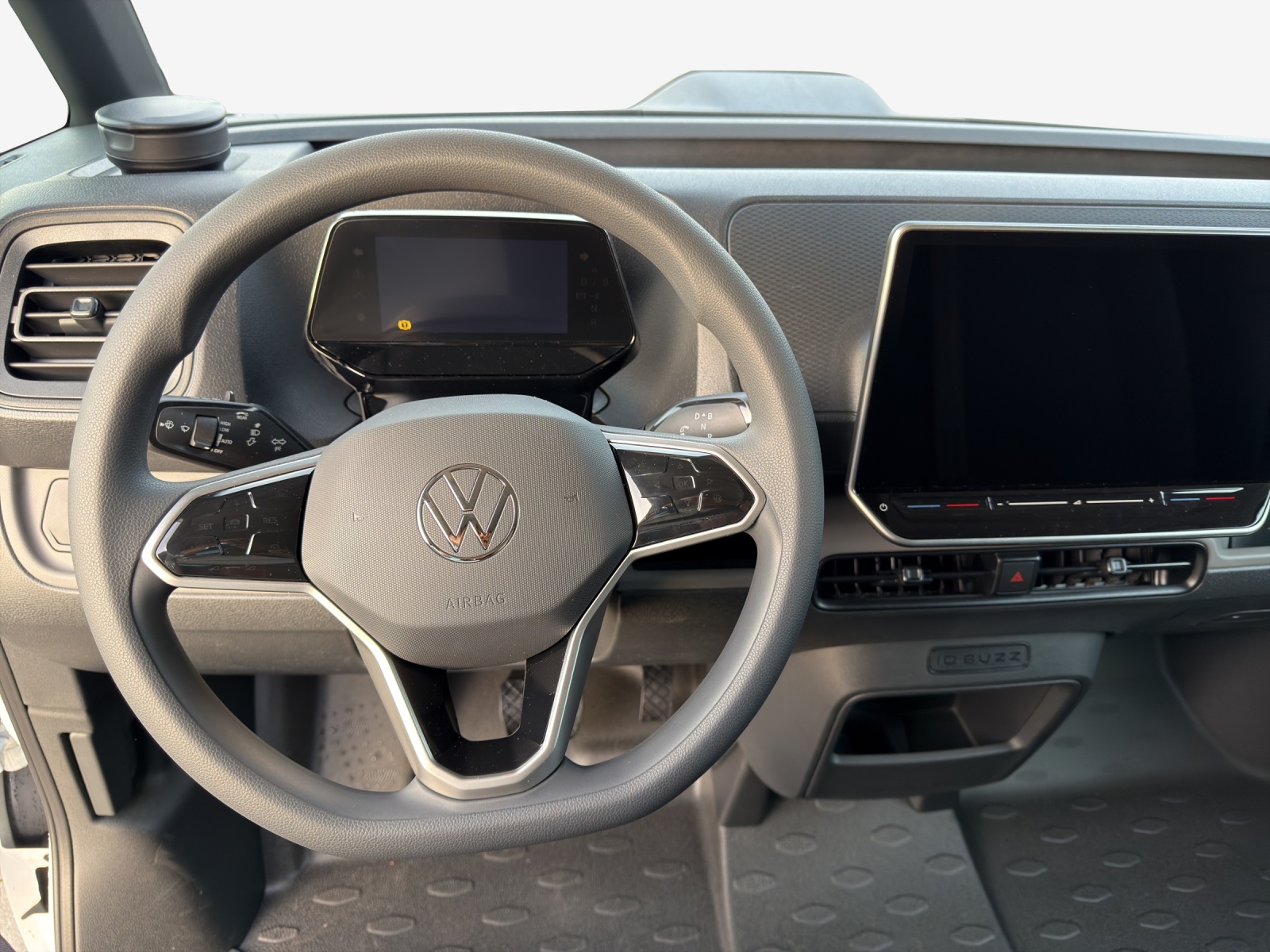 VW ID. Buzz Cargo Pro 4Motion-image-9