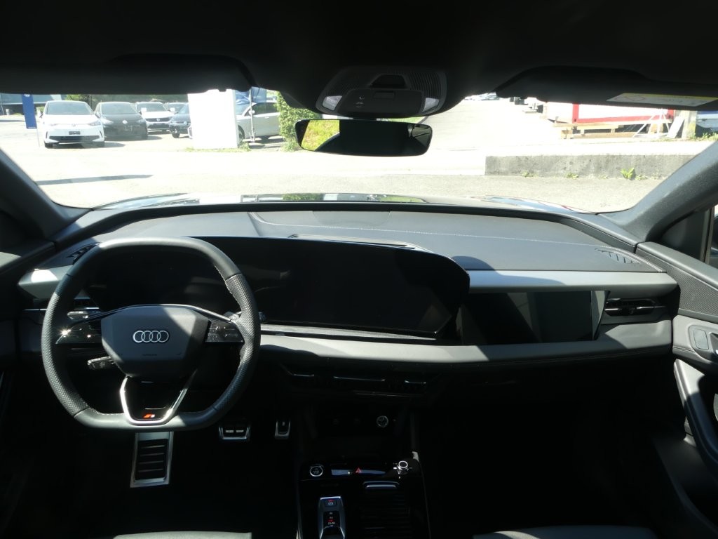 AUDI Q6 e-tron quattro-image-7