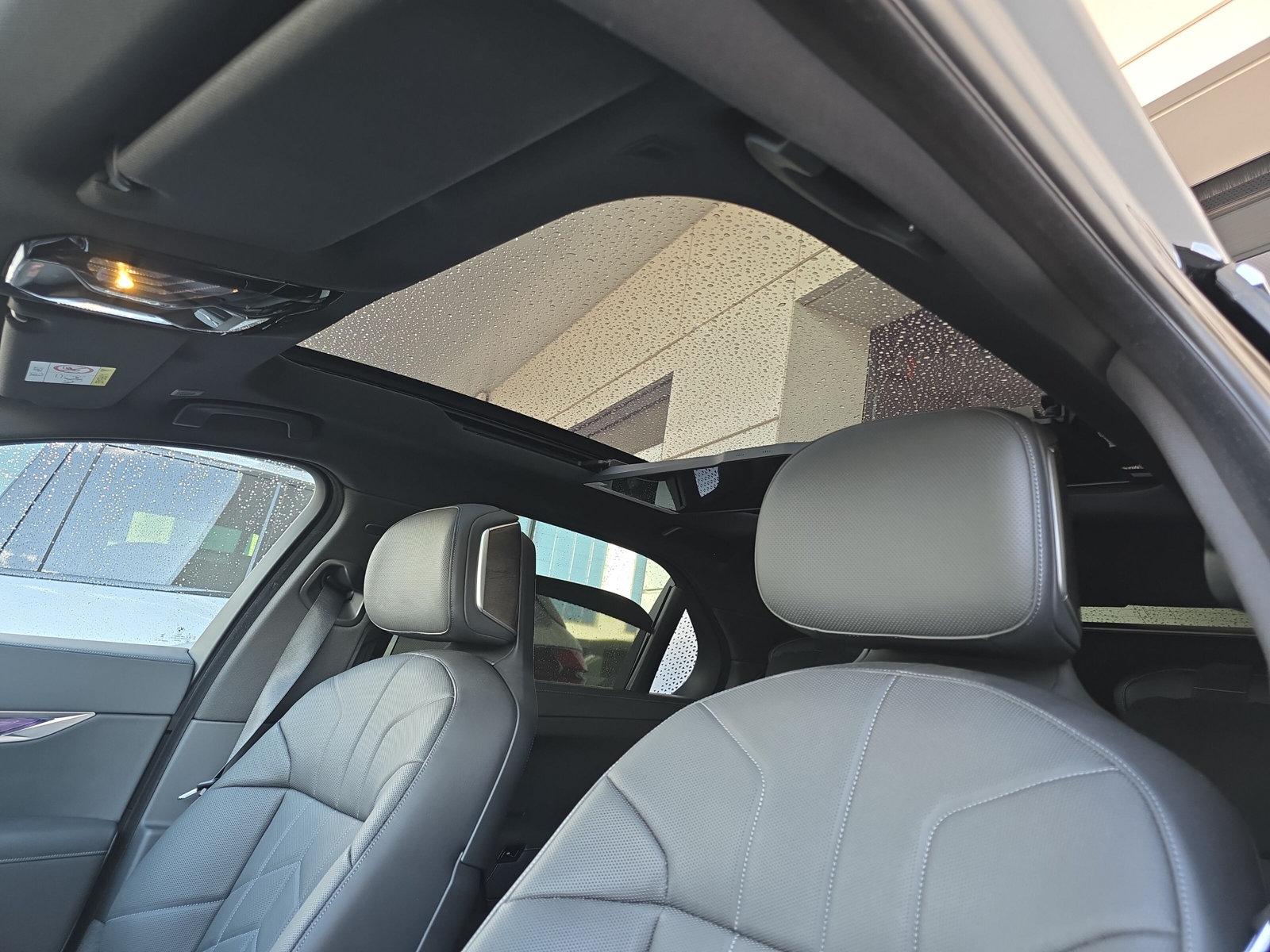 BMW i7 eDrive50 G70 (CH)  -image-22