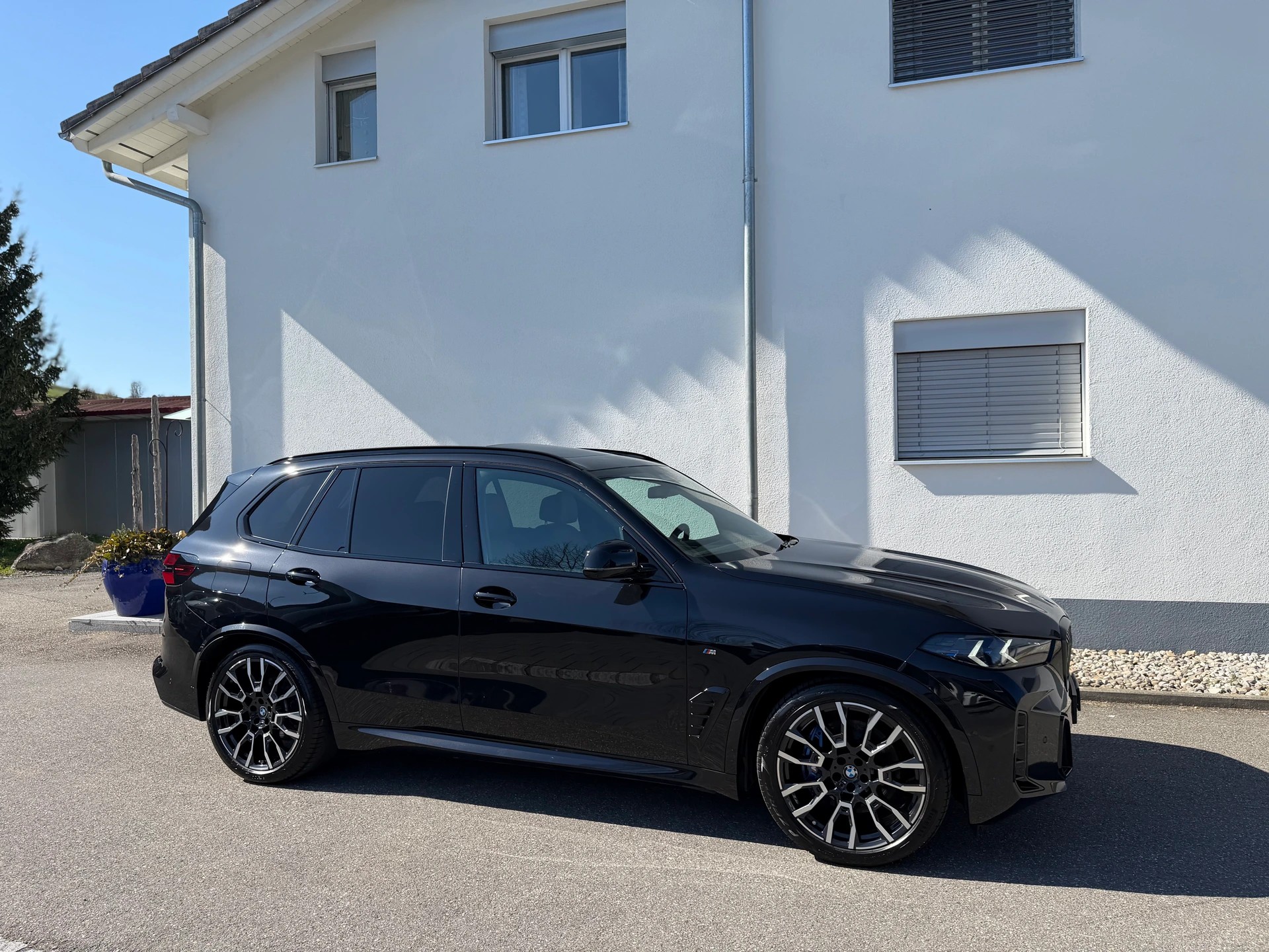 BMW X5 xDrive 48V 30d M Sport Pro Steptronic-showroom-element-3