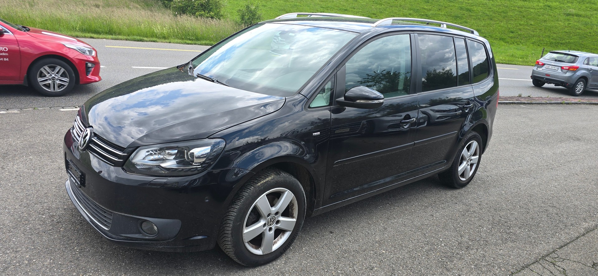VW Touran 1.6 TDI BMT Comfortline DSG-image-1
