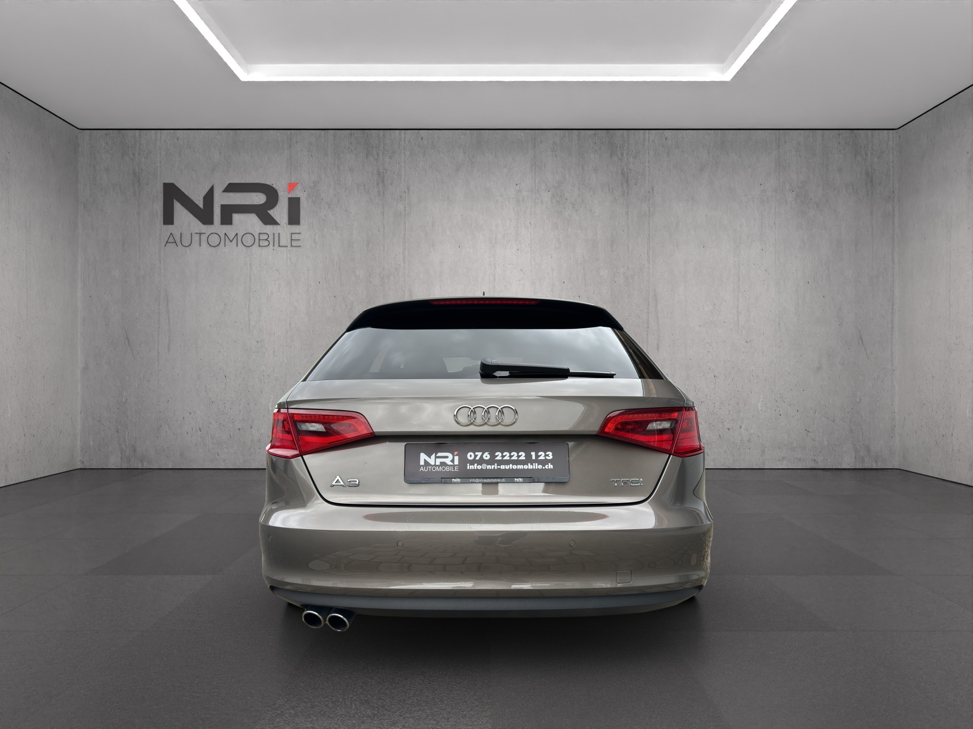 AUDI A3 Sportback 1.8 T FSI Ambition S-Tronic-image-5