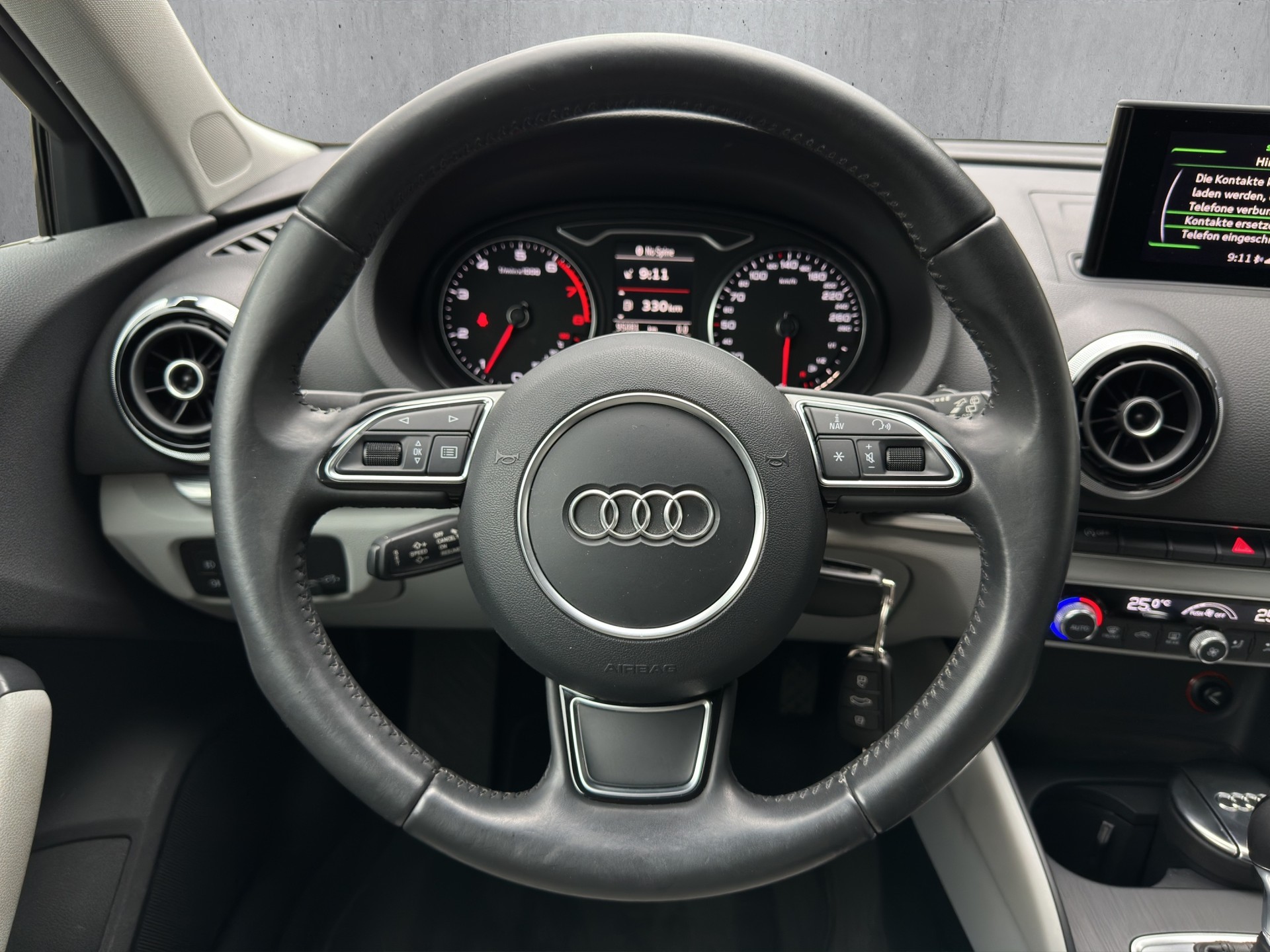 AUDI A3 Sportback 1.8 T FSI Ambition S-Tronic-image-16