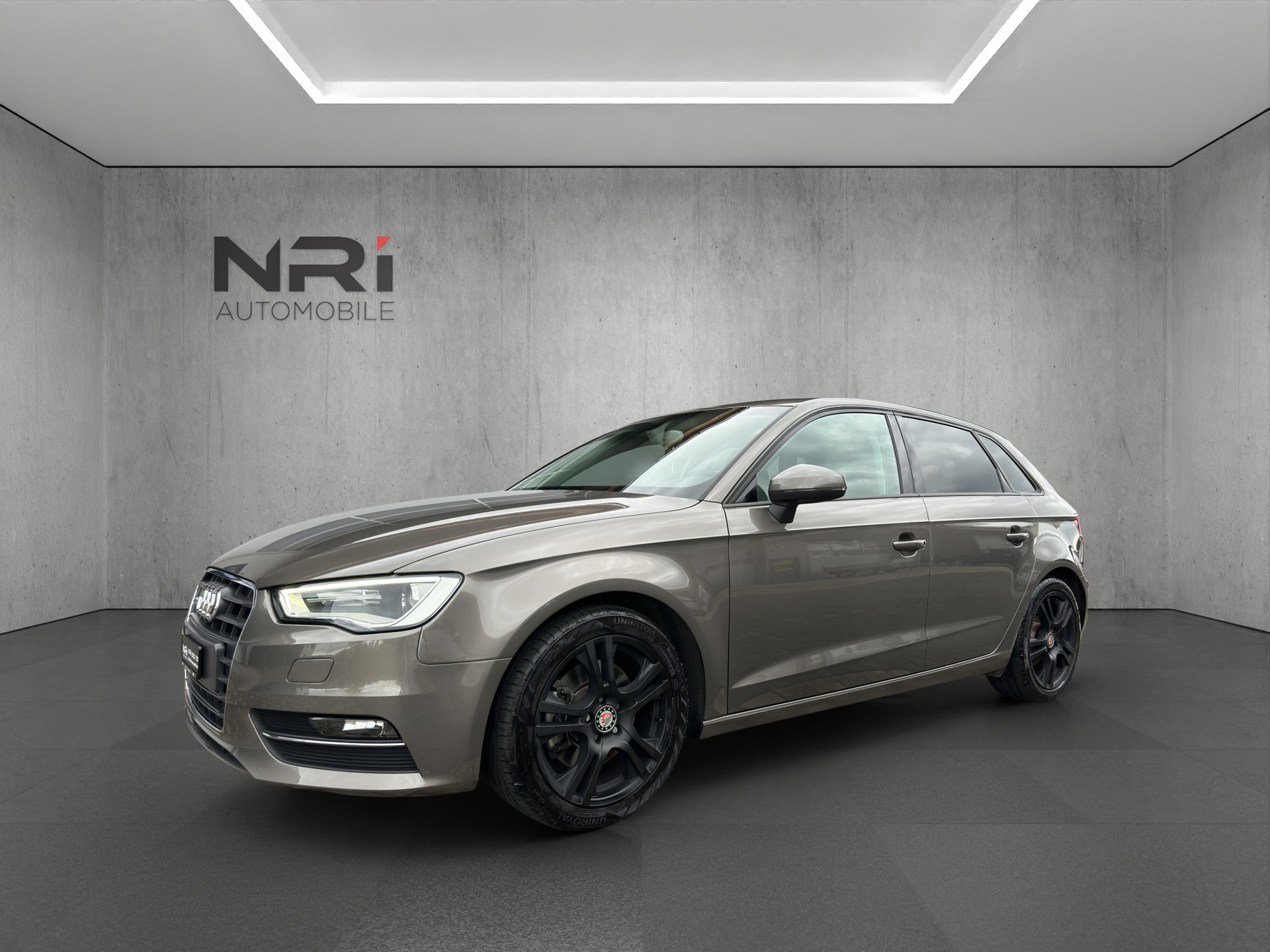 AUDI A3 Sportback 1.8 T FSI Ambition S-Tronic-image-0