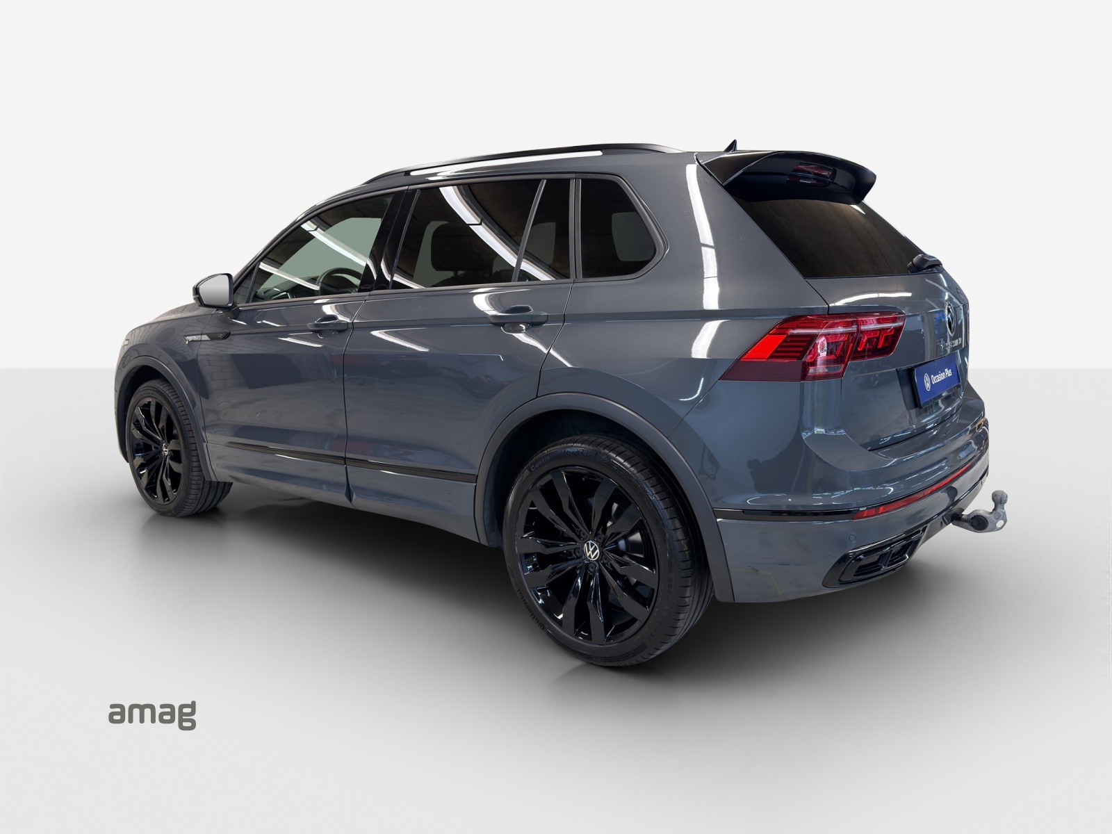 VW Tiguan 2.0TSI R-Line 4Motion DSG-image-2