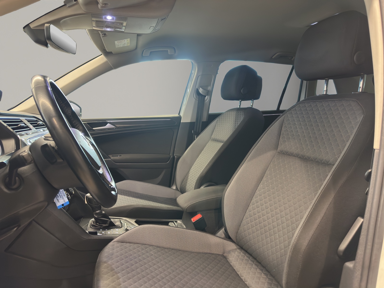 VW Tiguan 2.0TSI Comfortline 4Motion DSG-image-9