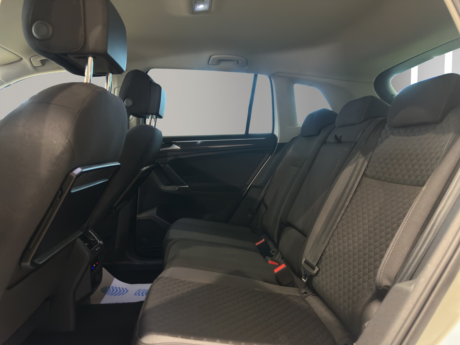 VW Tiguan 2.0TSI Comfortline 4Motion DSG-image-11