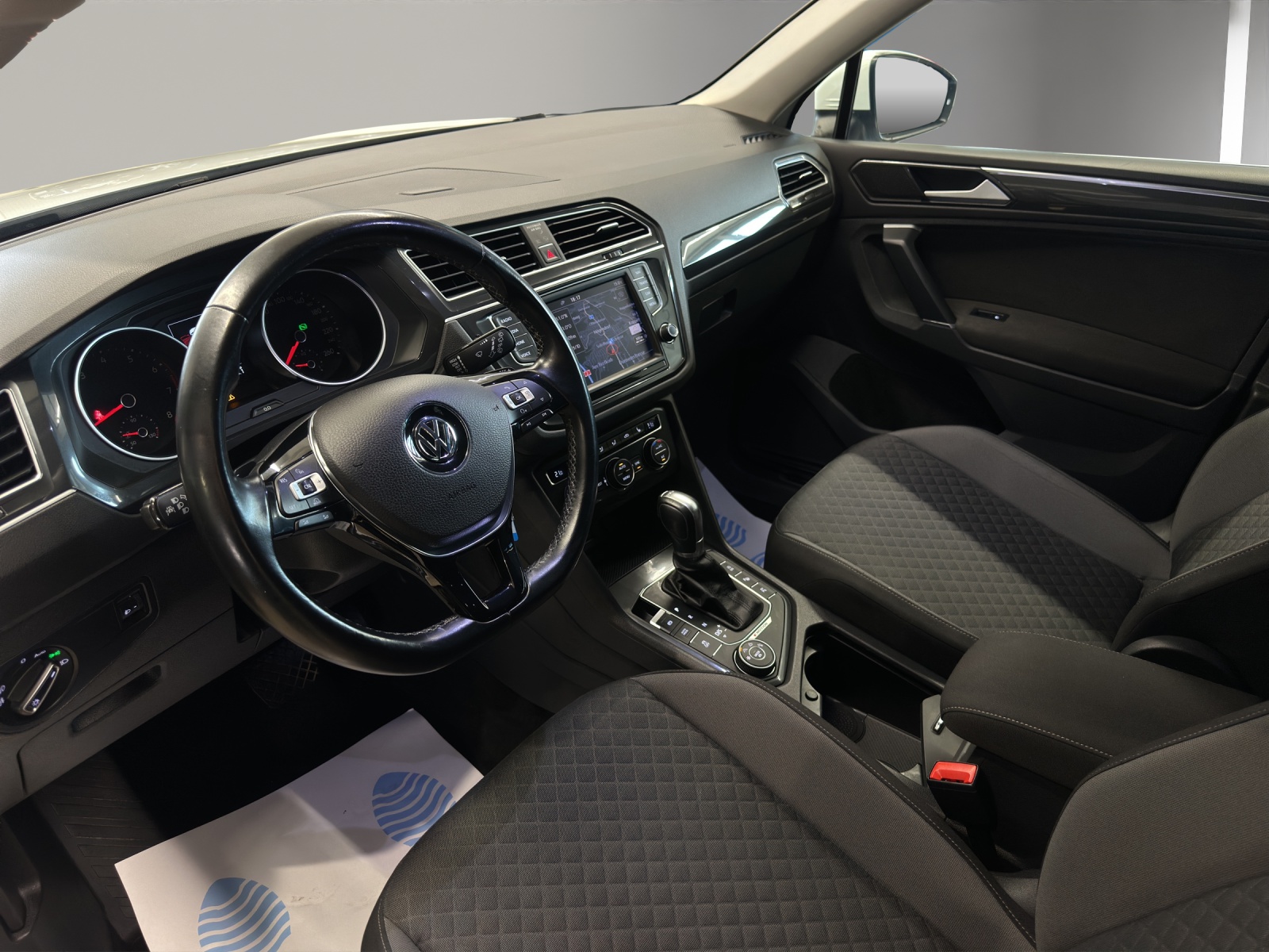 VW Tiguan 2.0TSI Comfortline 4Motion DSG-image-8