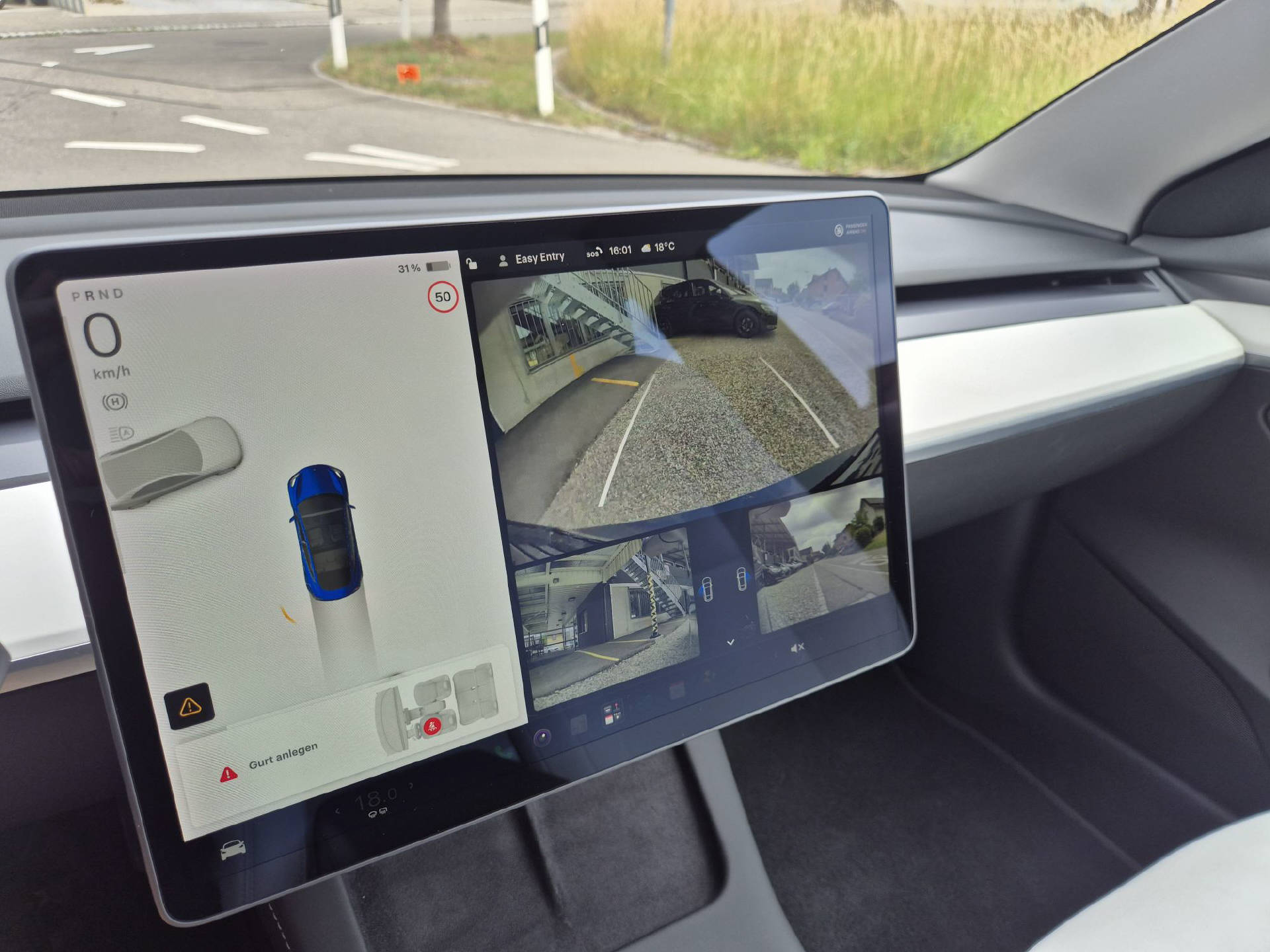 TESLA Model 3 Standart Range Plus-image-10