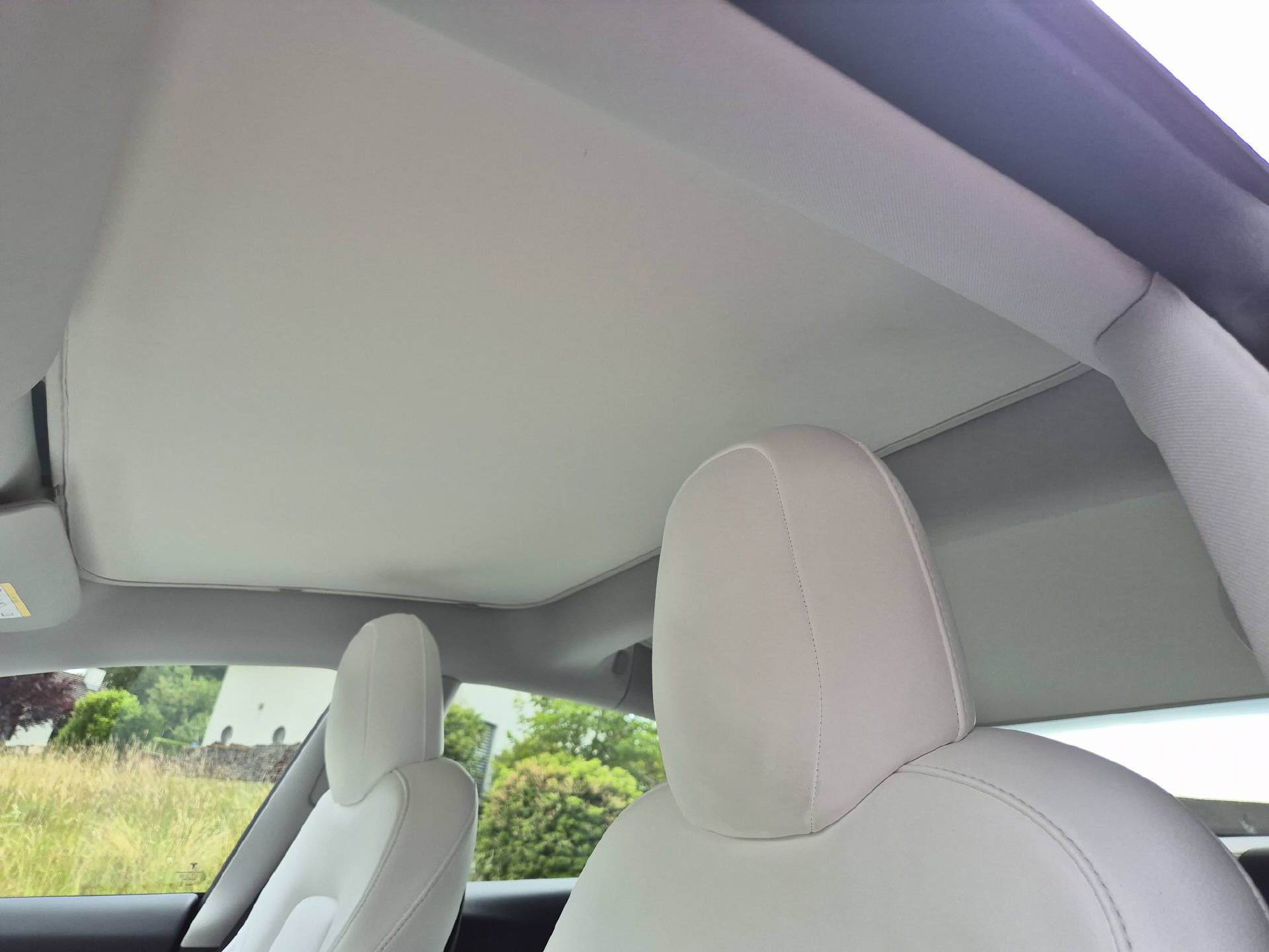 TESLA Model 3 Standart Range Plus-image-13