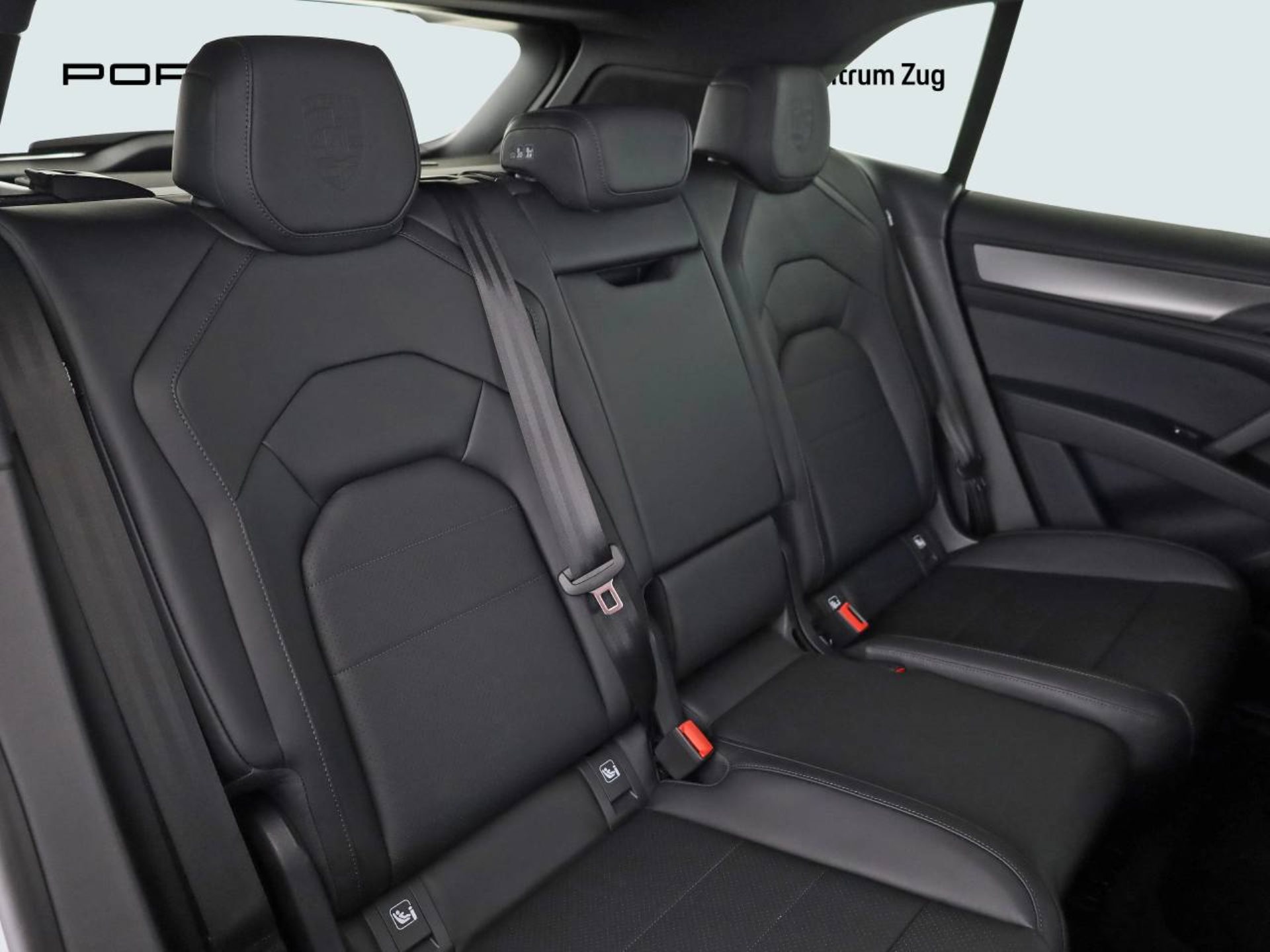 PORSCHE Cayenne Electric-image-11