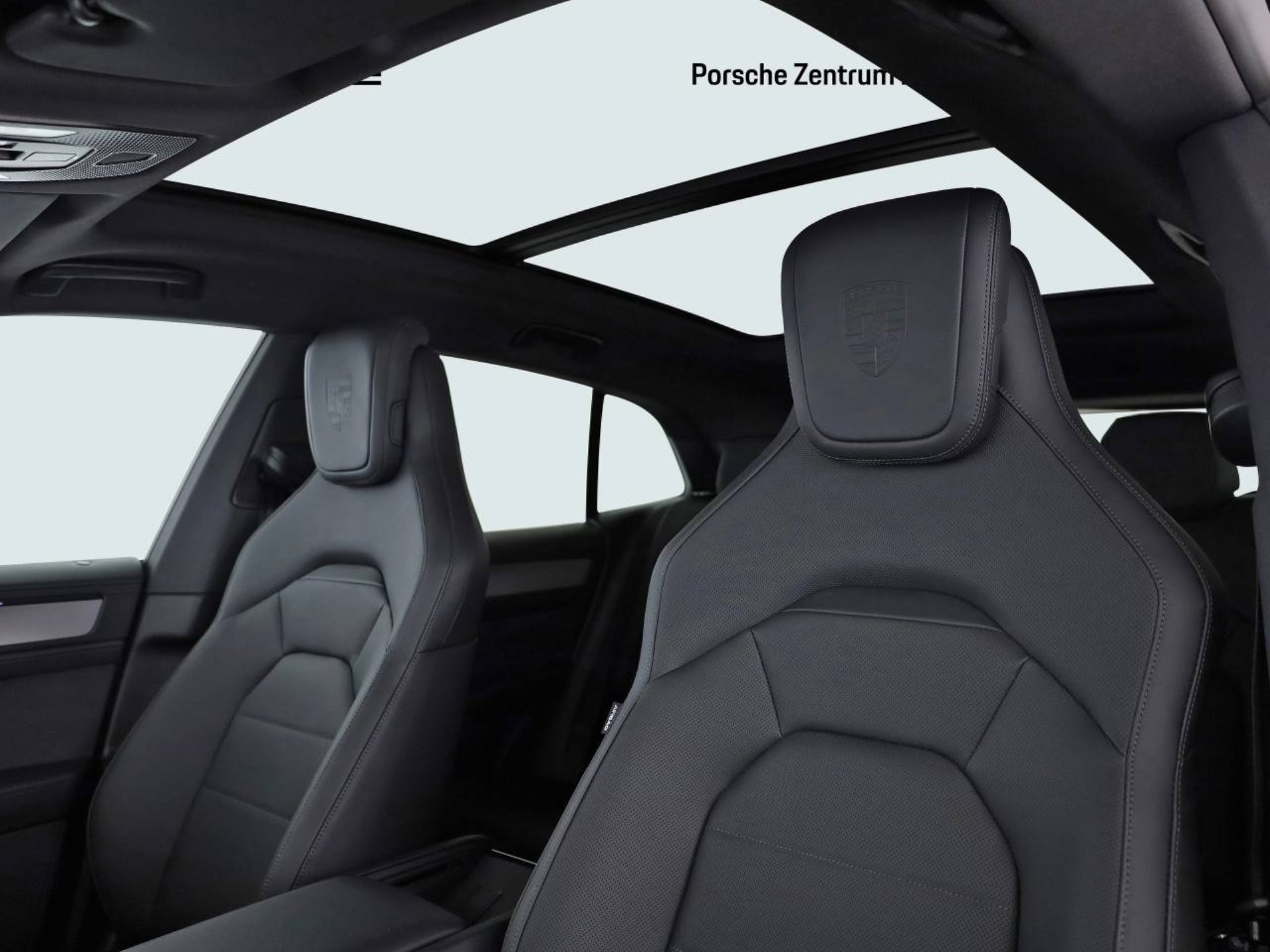 PORSCHE Cayenne Electric-image-10