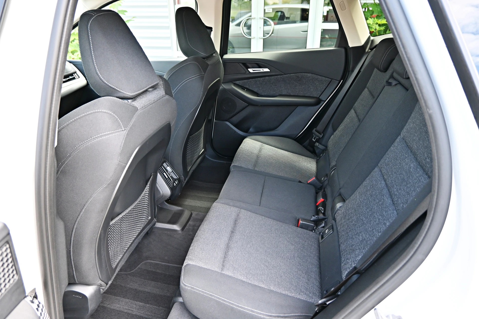BMW 223d Active Tourer xDrive DKG 4X4 (CH Auto) + AHK 1500kg-image-13