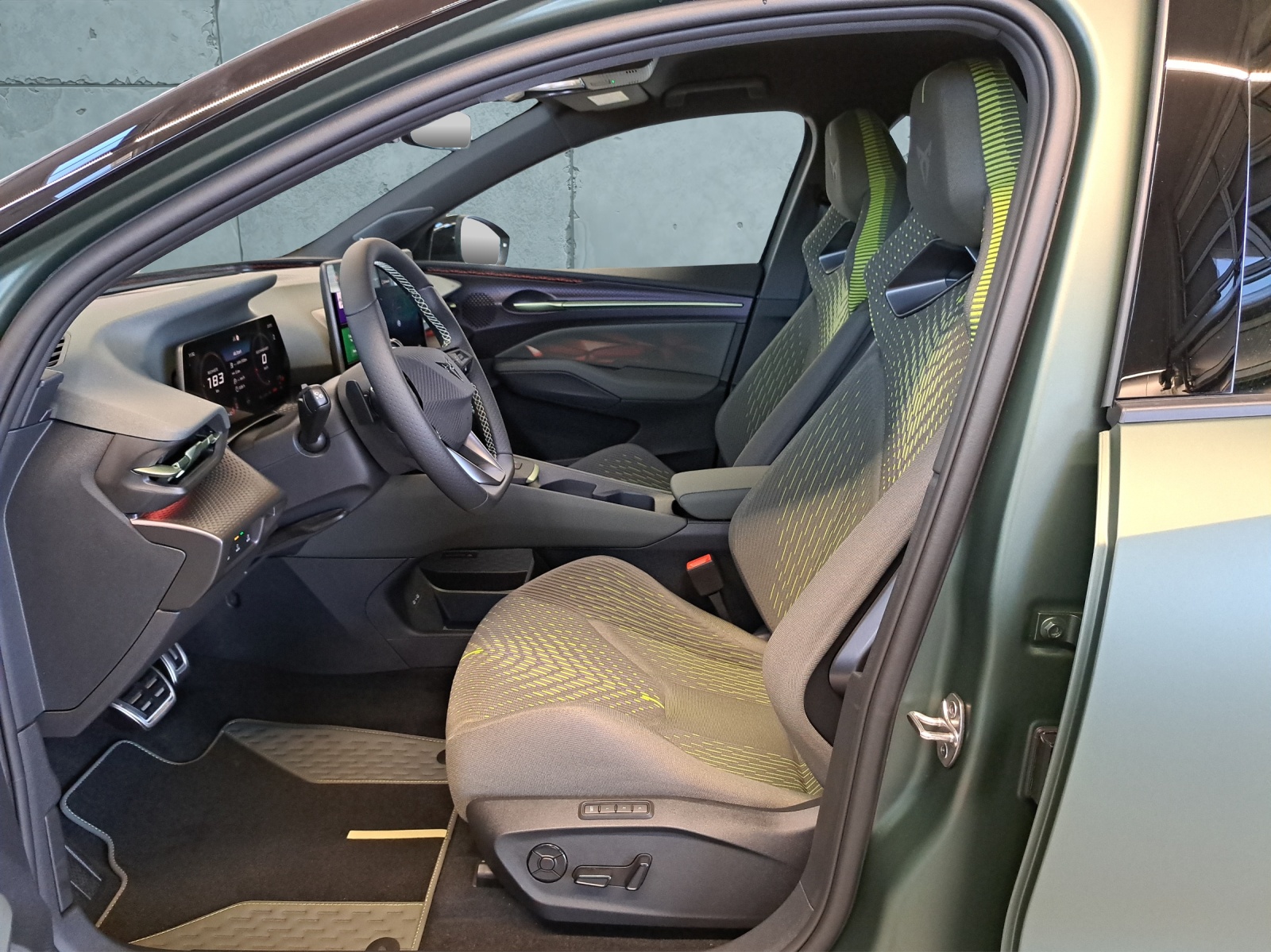 CUPRA Raval 52 kWh VZ Extreme-image-9