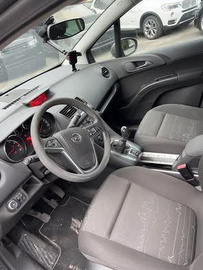 OPEL Meriva 1.4 Turbo Enjoy-image-1