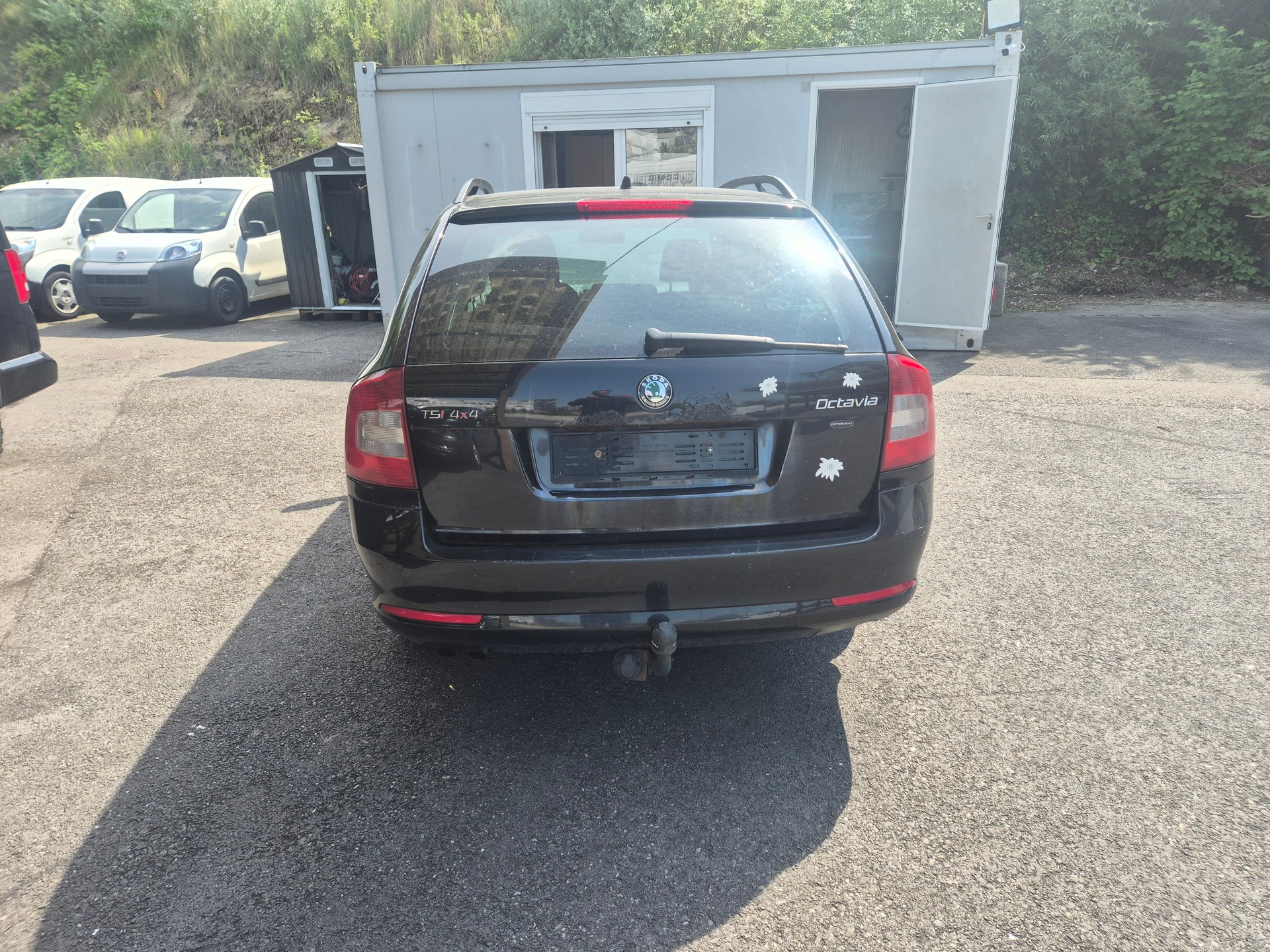 SKODA Octavia Combi 1.8 TSI Swiss Adventure 4x4-image-4