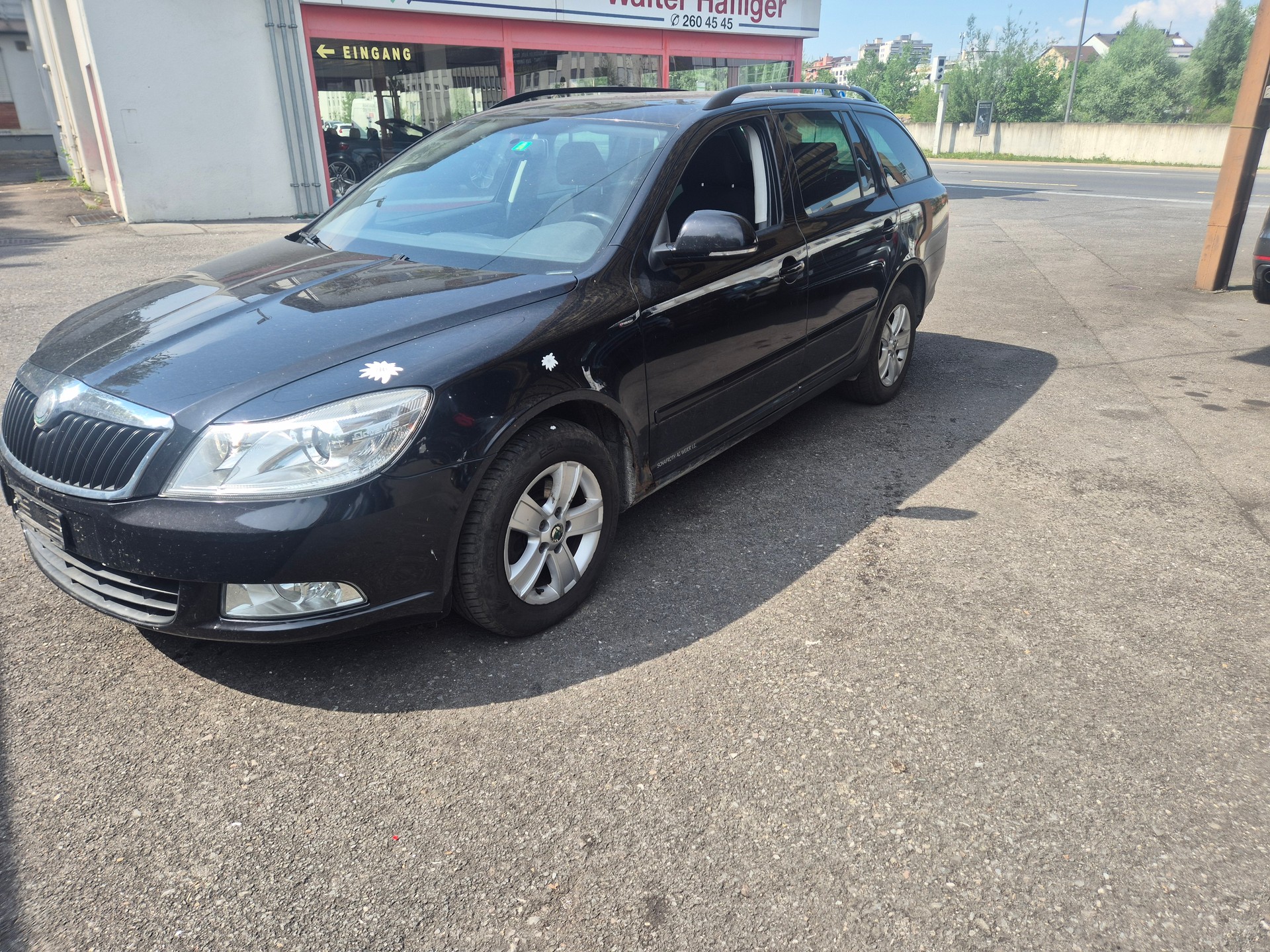 SKODA Octavia Combi 1.8 TSI Swiss Adventure 4x4-image-1