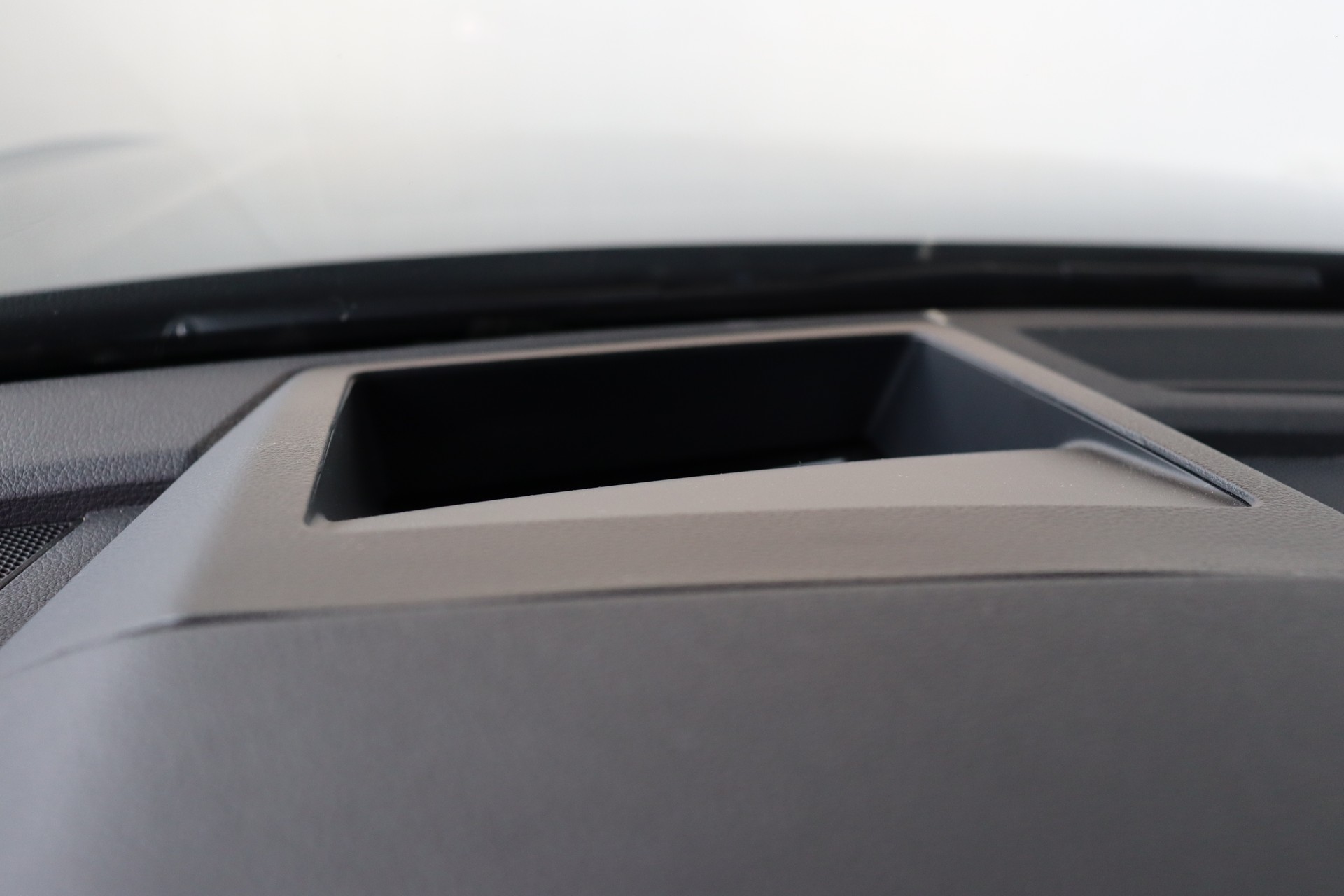 AUDI Q5 Sportback 40 TDI Blackedition quattro S-tronic-image-26