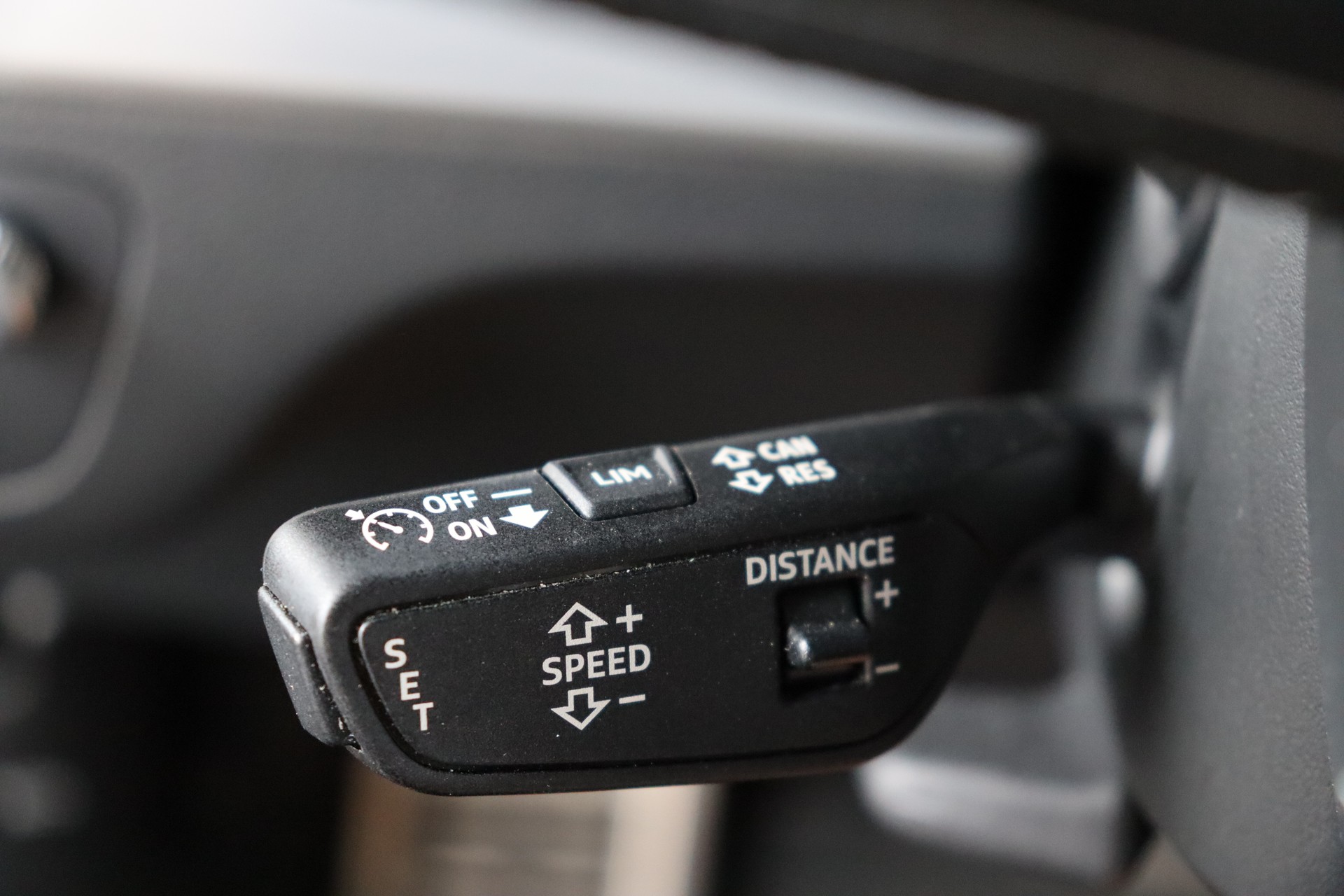 AUDI Q5 Sportback 40 TDI Blackedition quattro S-tronic-image-17