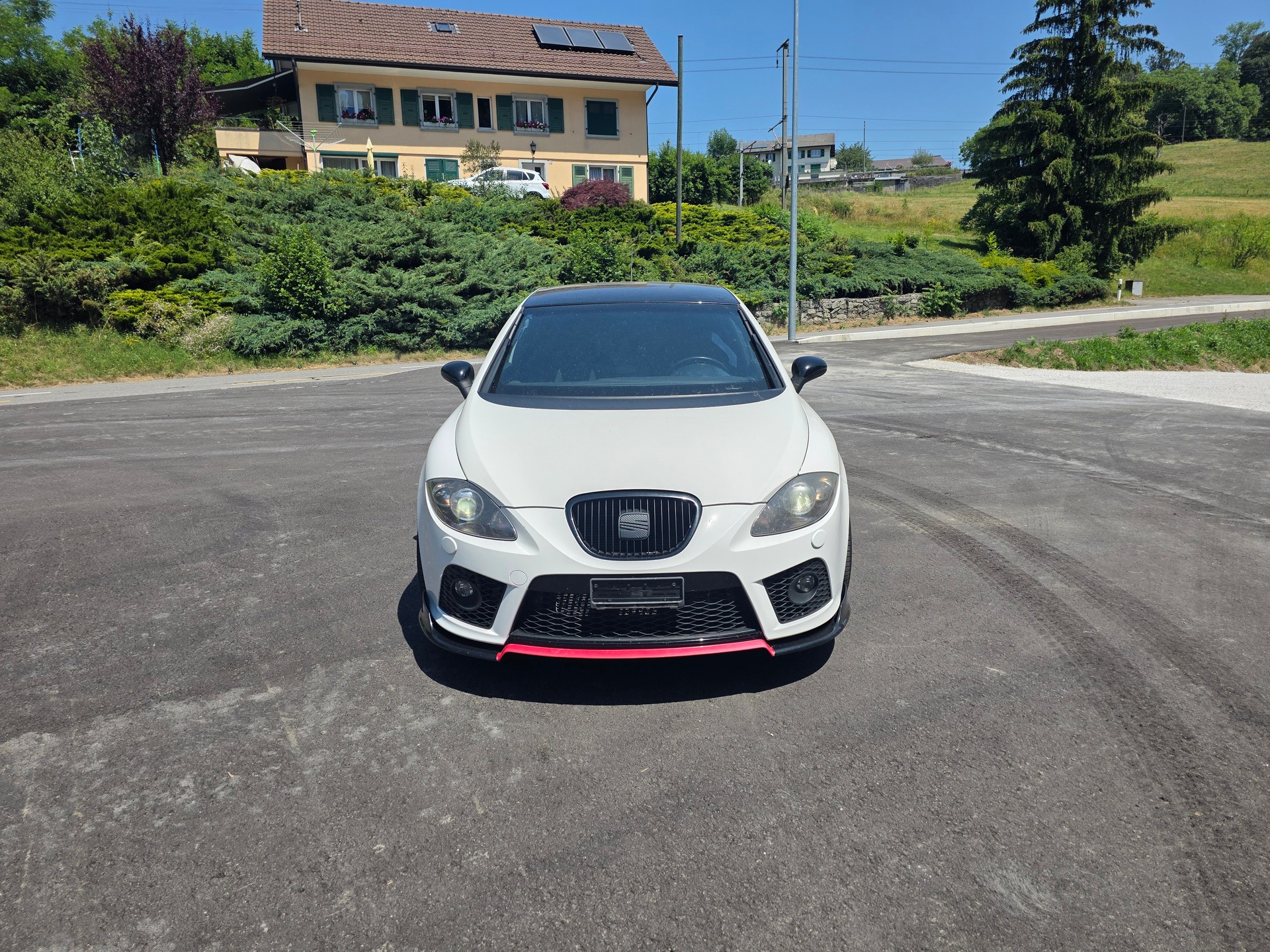 SEAT Leon 2.0 TSI World Champion Edition-image-4