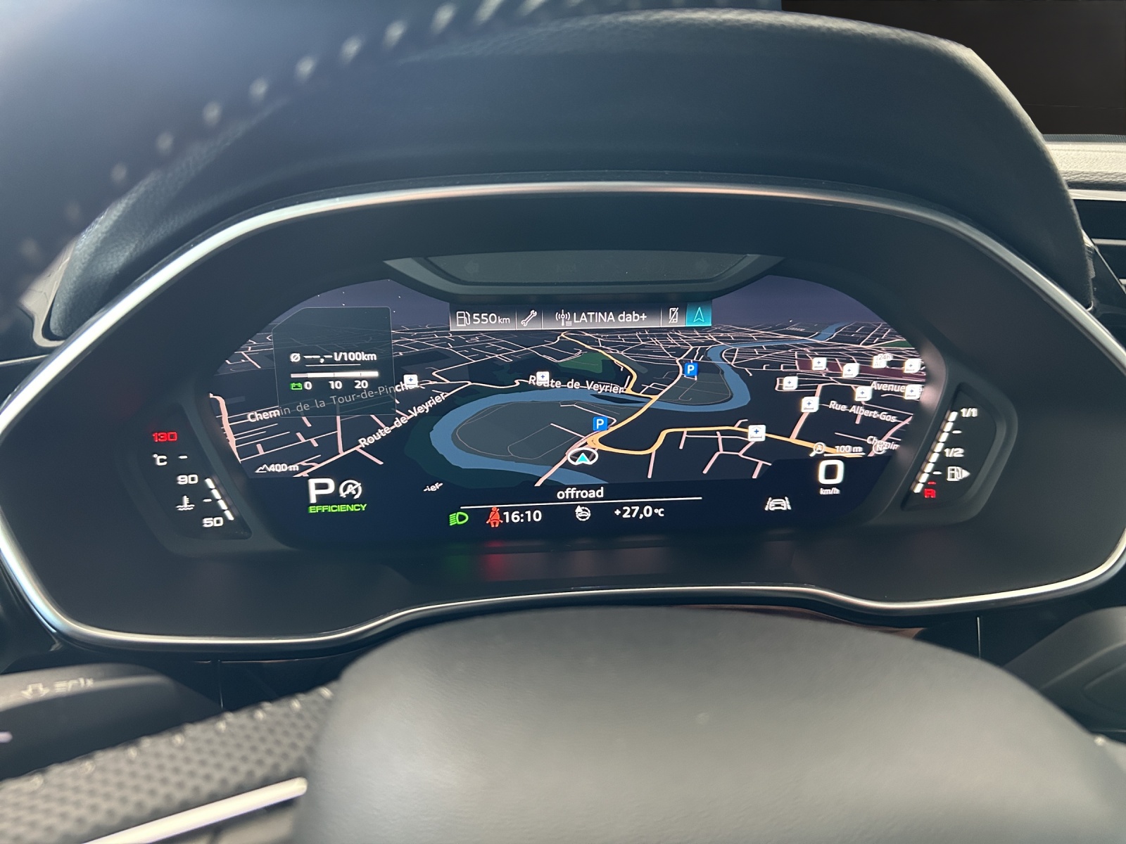 AUDI Q3 Sportback 45 TFSI S line quattro S-tronic-image-10