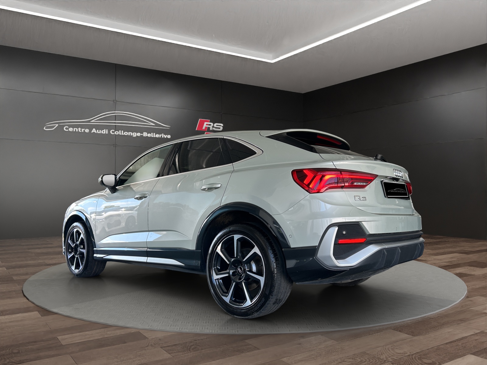 AUDI Q3 Sportback 45 TFSI S line quattro S-tronic-showroom-element-3