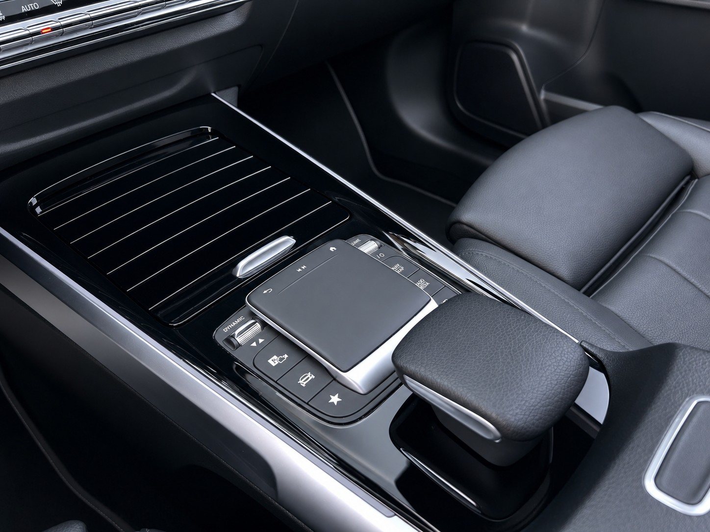 MERCEDES-BENZ GLB 220 d Progressive CH FAHRZEUG-image-17