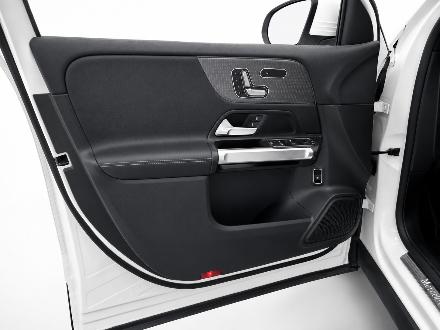 MERCEDES-BENZ GLB 220 d Progressive CH FAHRZEUG-image-19