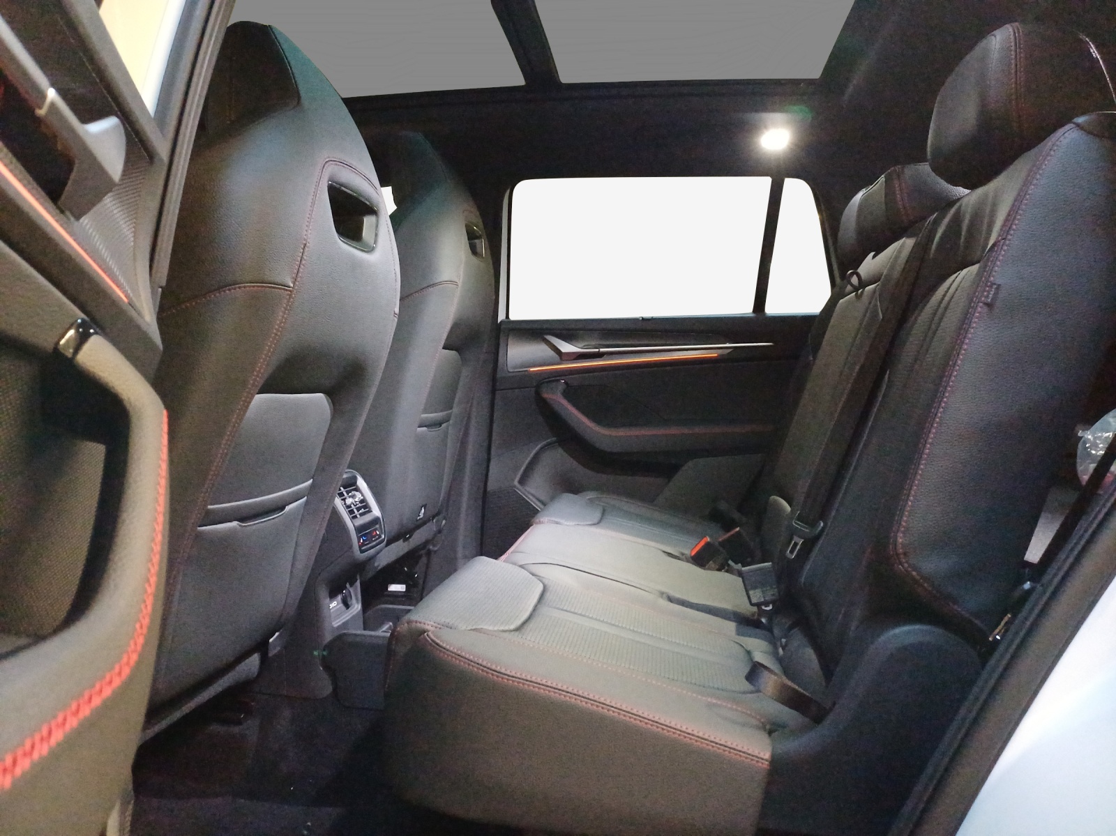 SKODA Kodiaq 2.0 TSI RS 4x4-image-11