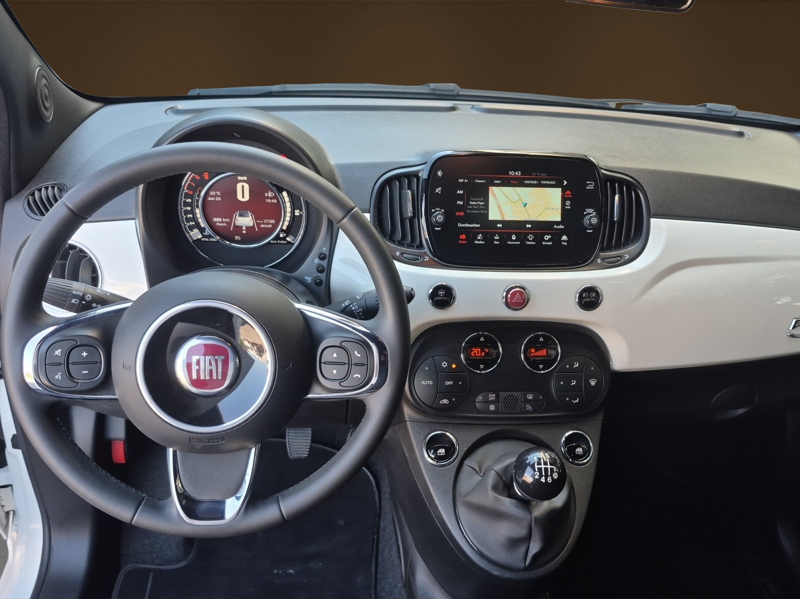 FIAT 500 C 1.0 Hybrid Lounge-image-7