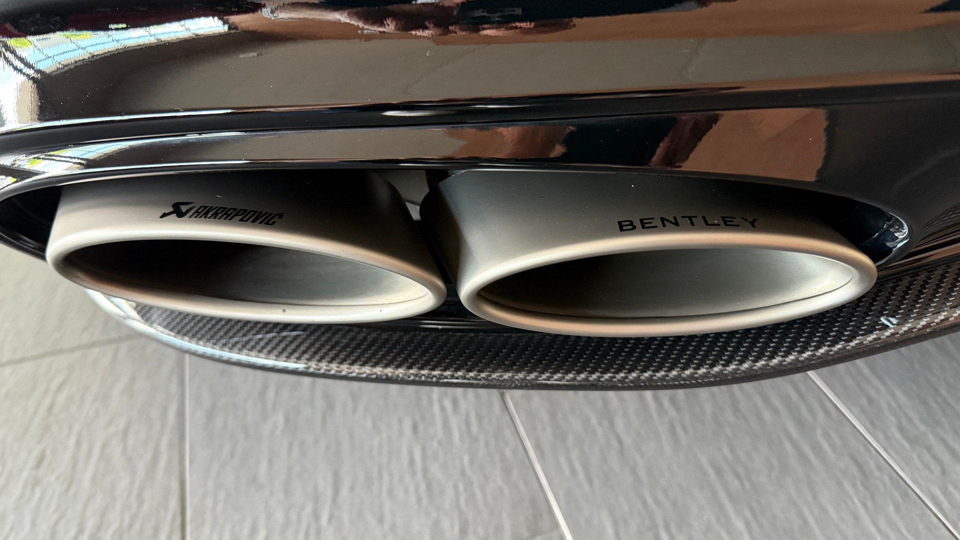 BENTLEY Continental GT 6.0 W12 Speed-image-28