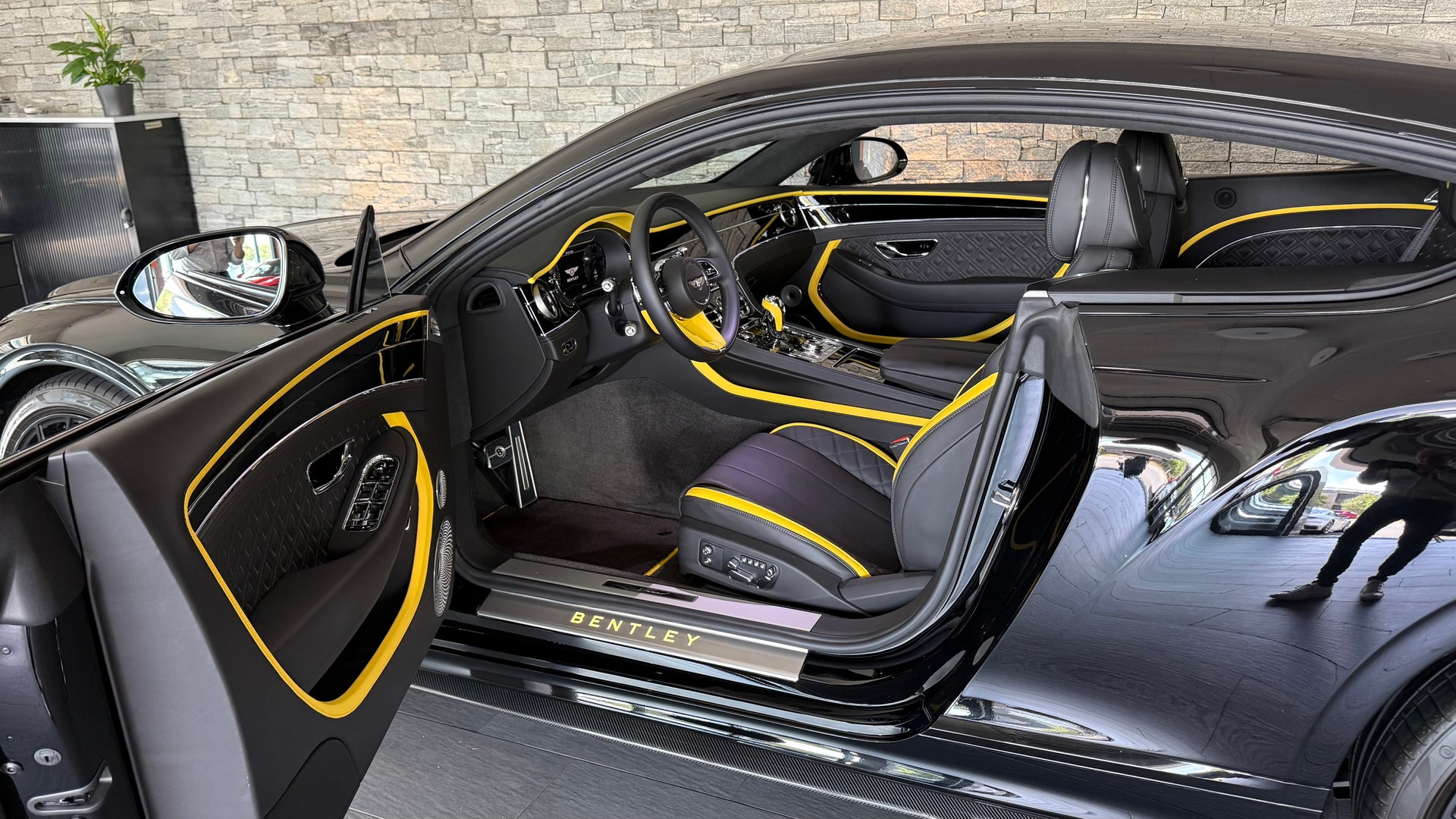 BENTLEY Continental GT 6.0 W12 Speed-image-19