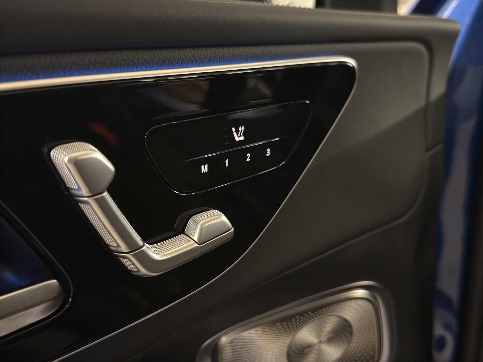 MERCEDES-BENZ GLC 300 e 4Matic 9G-Tronic-image-18