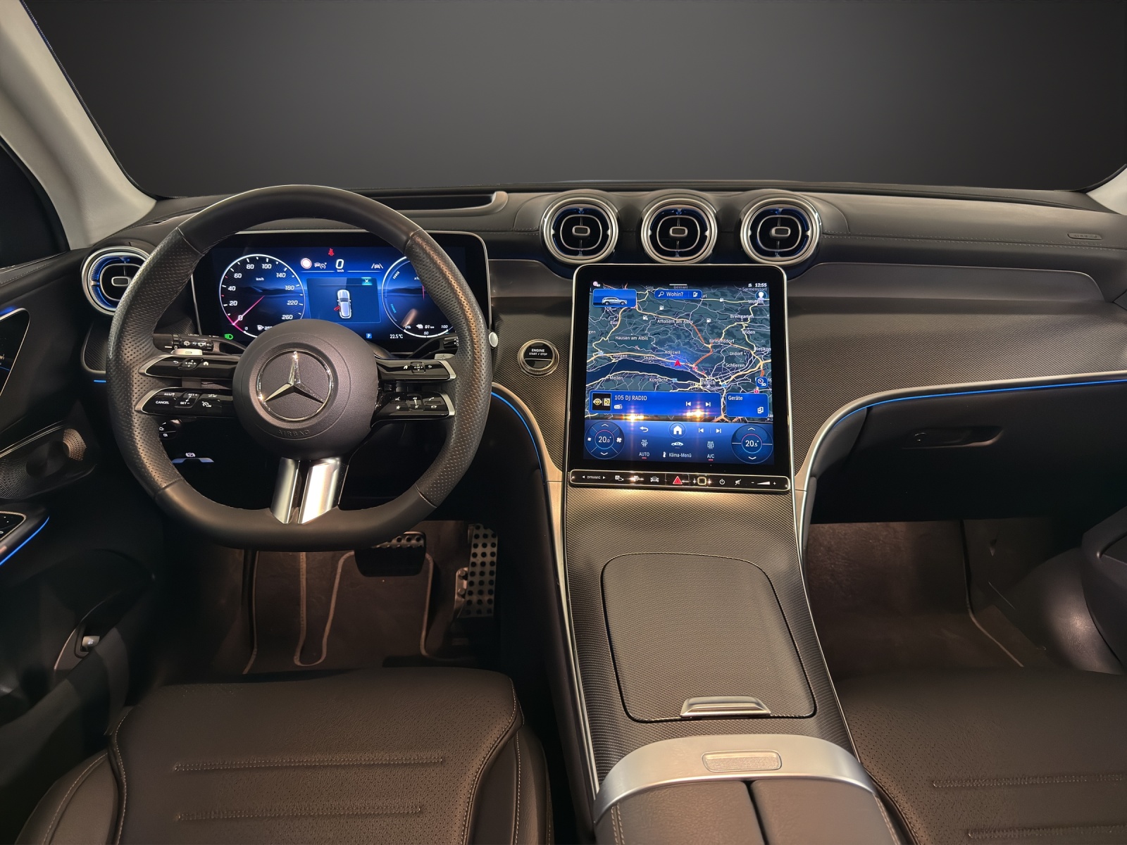 MERCEDES-BENZ GLC 300 e 4Matic 9G-Tronic-image-9