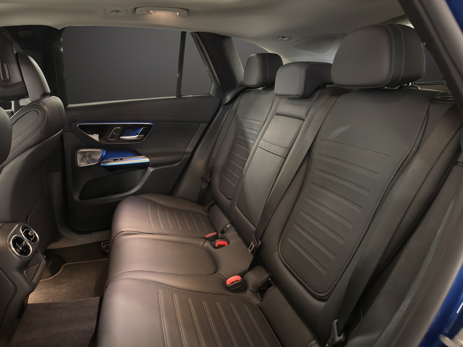 MERCEDES-BENZ GLC 300 e 4Matic 9G-Tronic-image-14